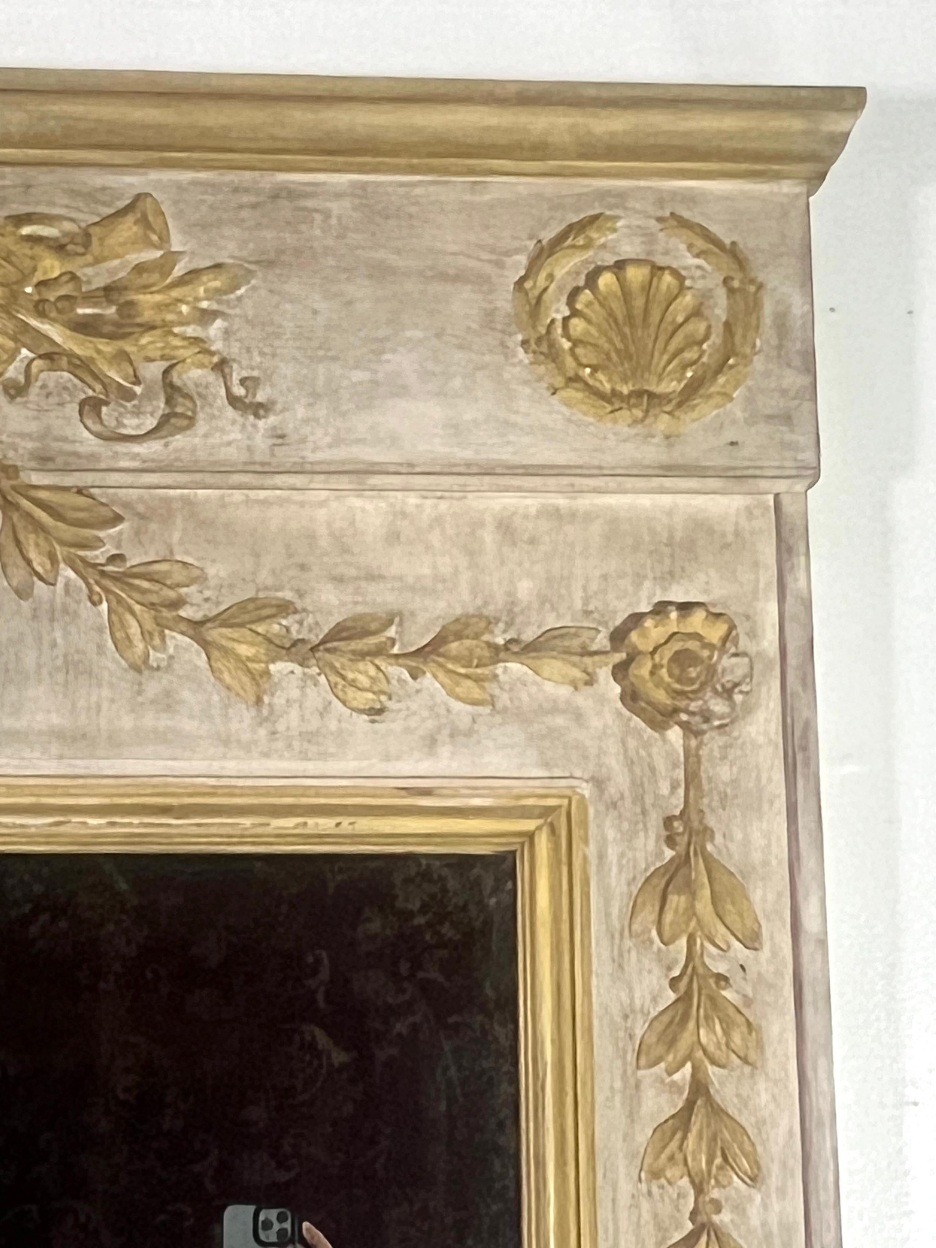 Coppia di specchi Trumeau in legno intagliato e dipinto C.C. 1930 in vendita 1