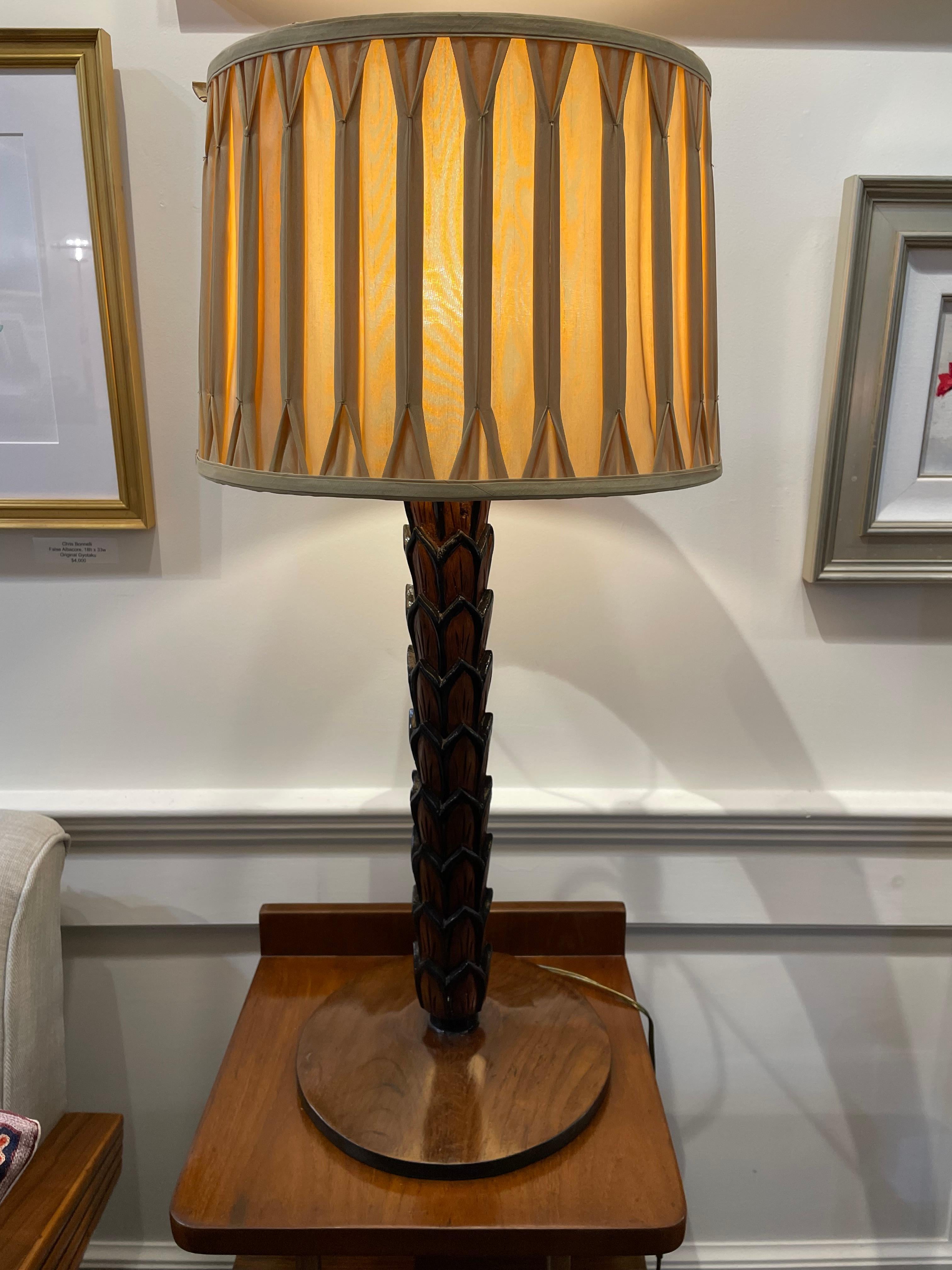 Mid-Century Modern Pair of Carved Wood Table Lamps in a Palm Motif with Pleated Shade For Sale