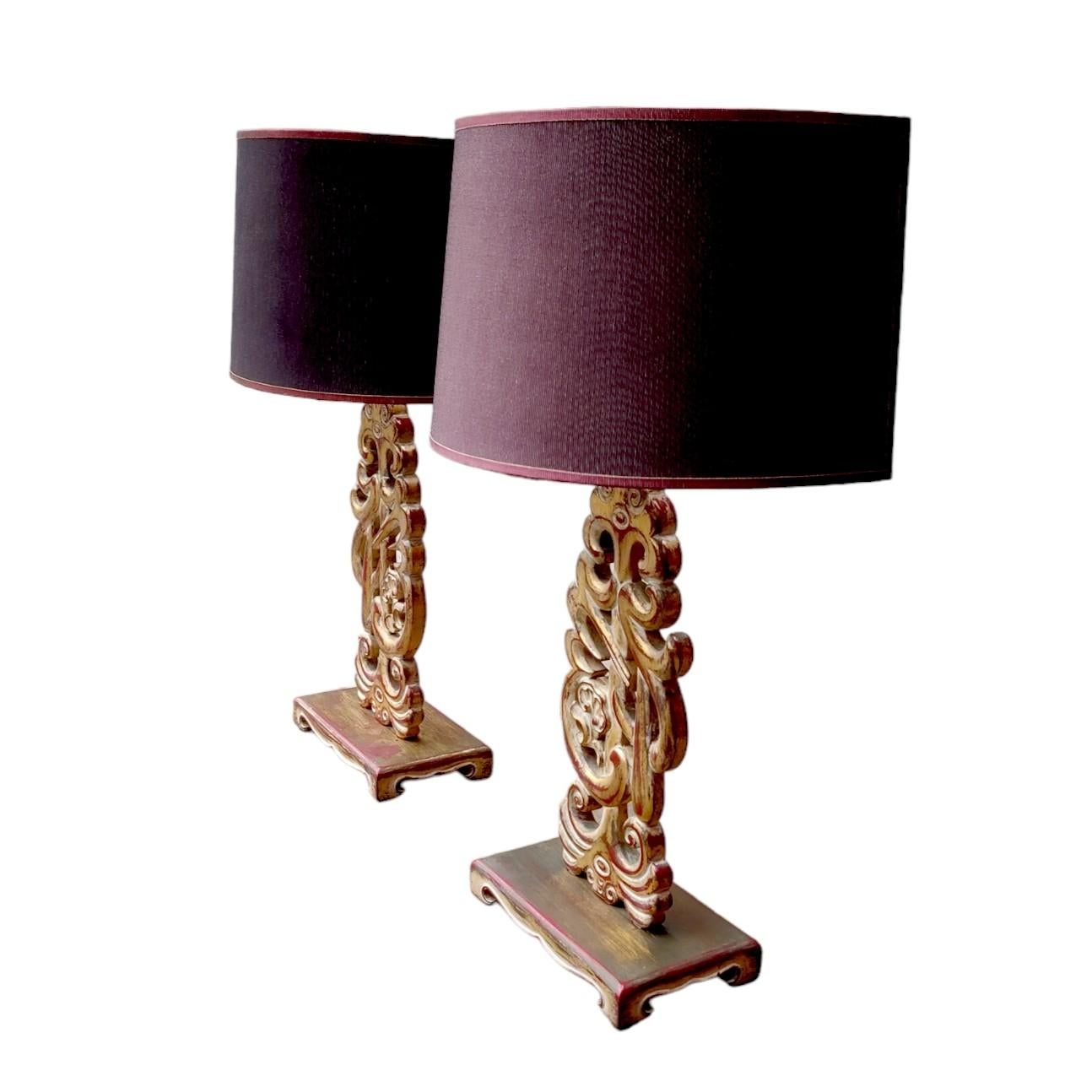 Pair of Carved Wood Table Lamps Style Oriental For Sale 1