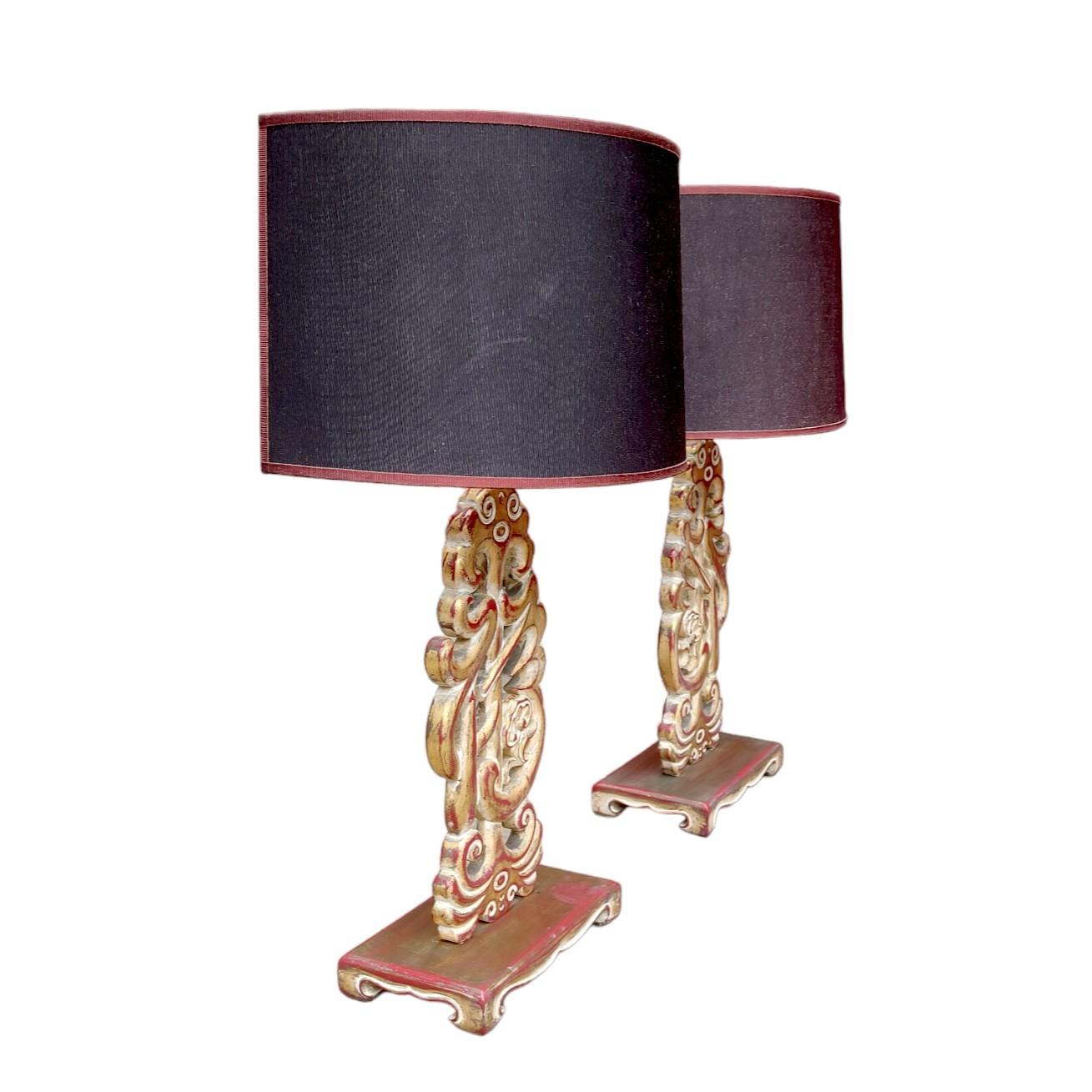 Pair of Carved Wood Table Lamps Style Oriental For Sale 2
