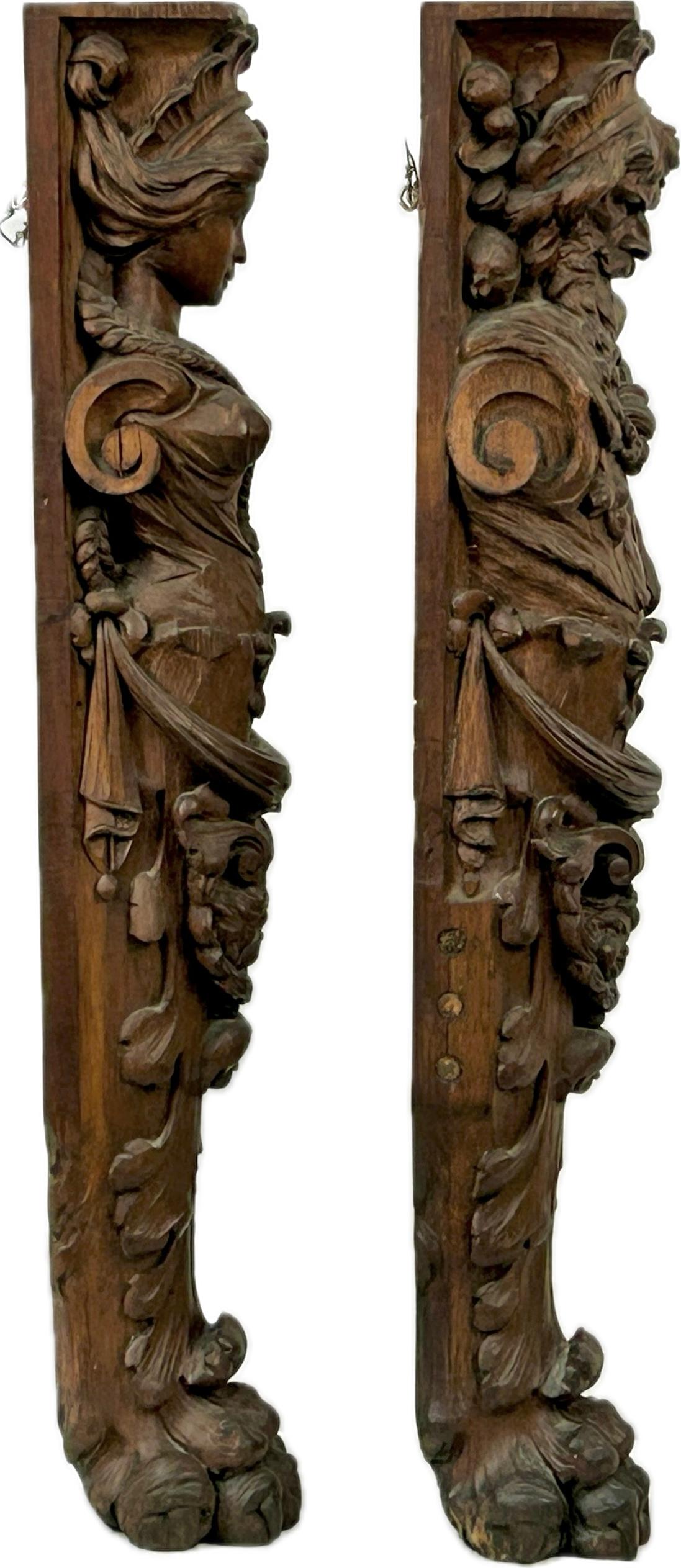 19th Century Pair Of Carved Wooden Architectural Fragments For Sale