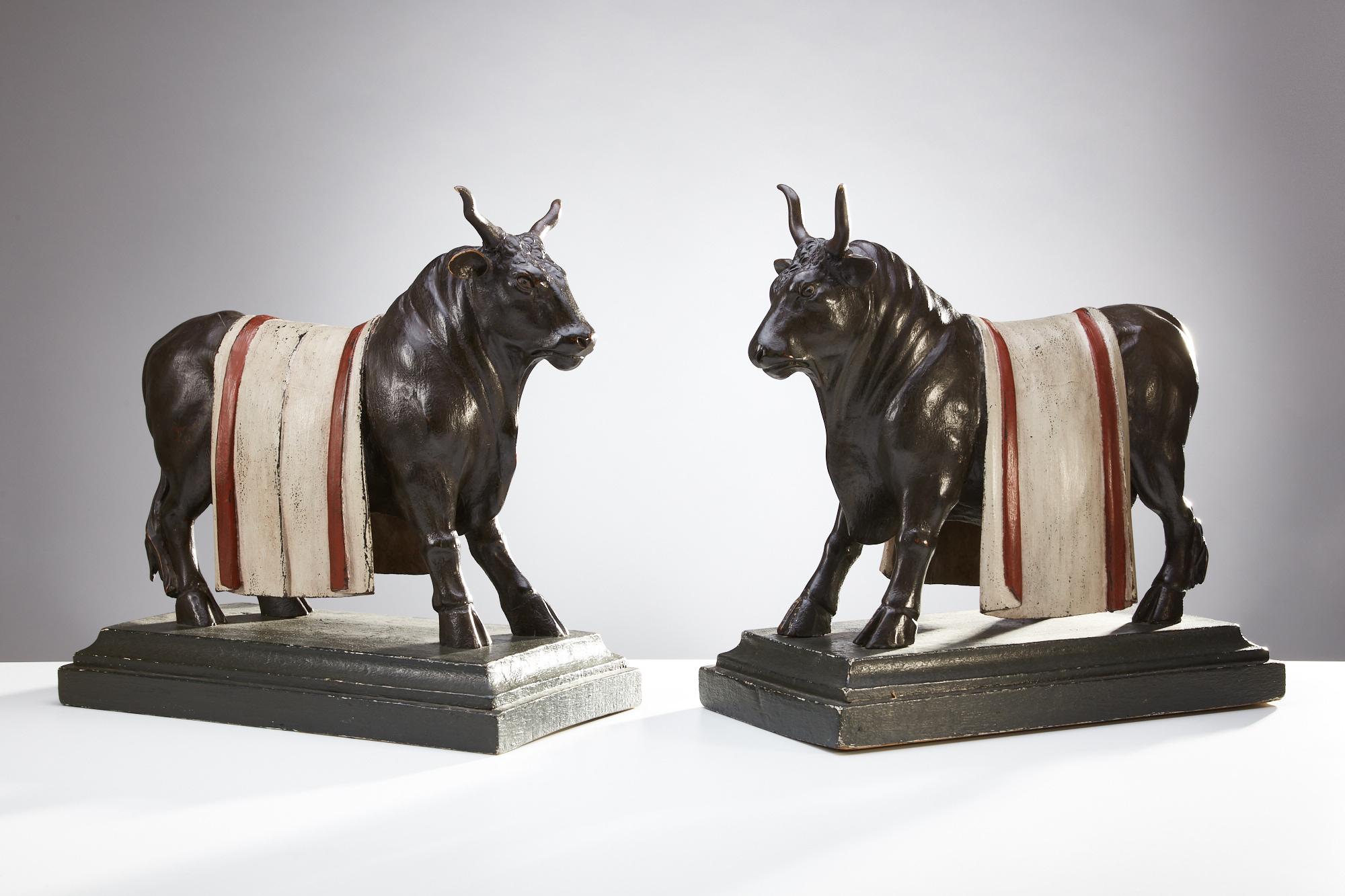 Pair of Carved Wooden Bull Sculptures Europe Circa 1840 In Good Condition For Sale In London, GB