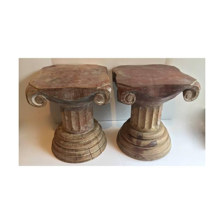 Pair of Carved Wooden Column Sculptural Pedestals Tables In Good Condition In Los Angeles, CA