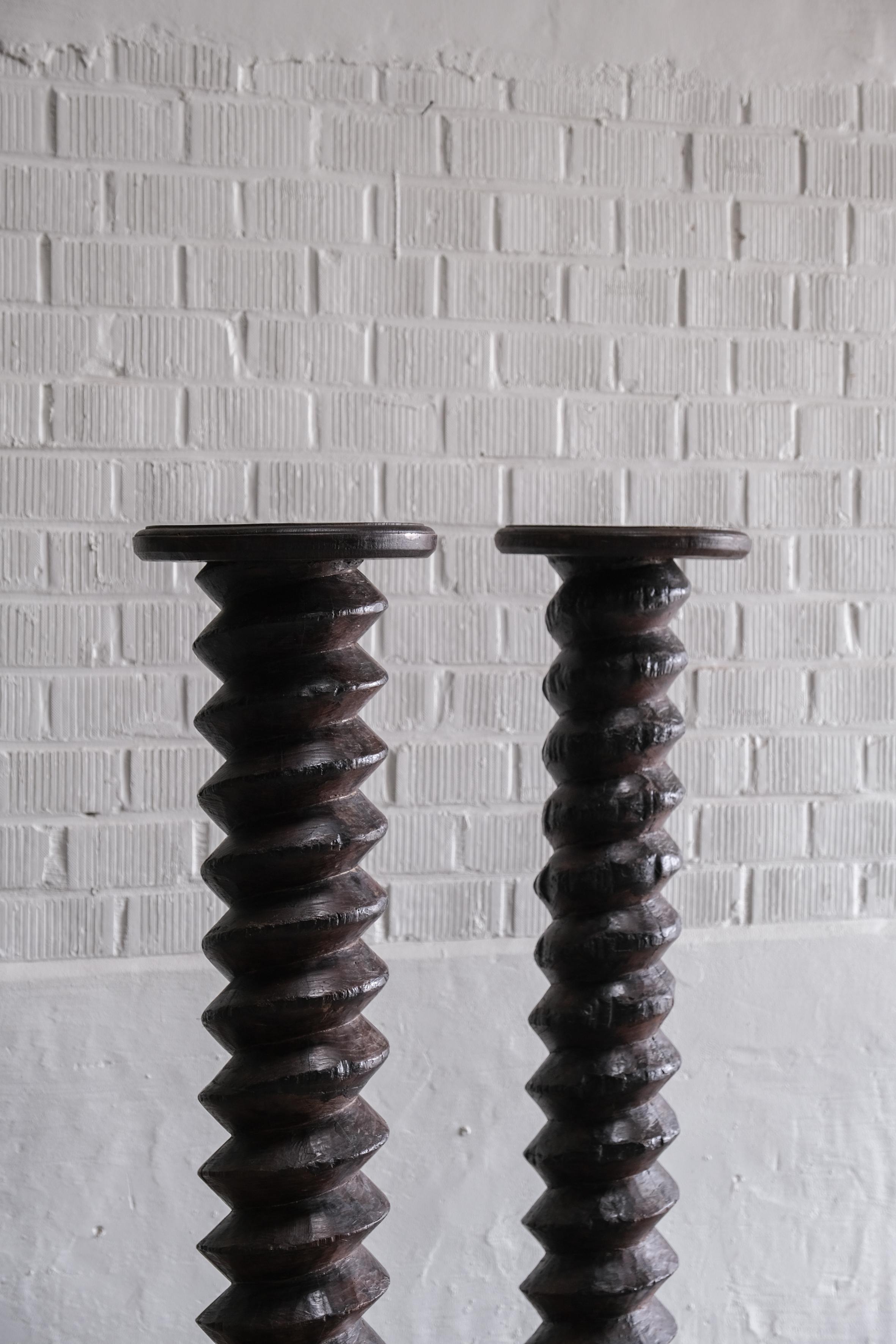 Pair of carved wooden columns / wine press screws, French objects  6