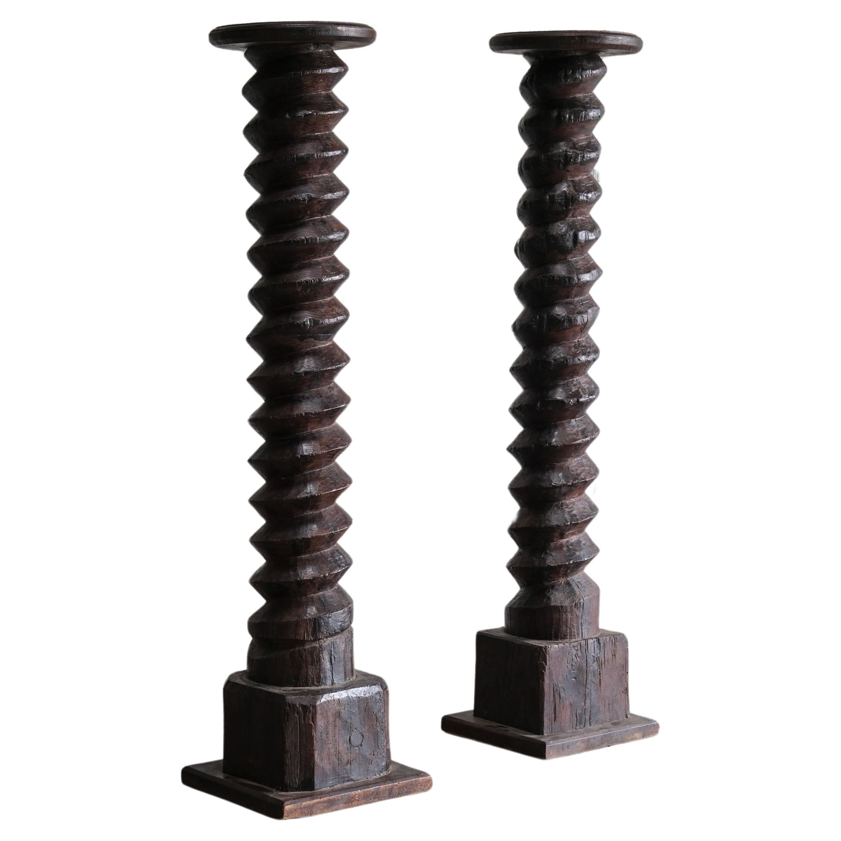 Pair of carved wooden columns / wine press screws, French objects 