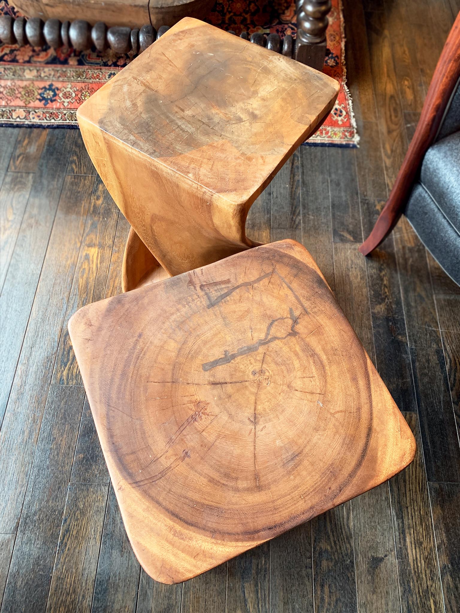 Bois Pair of Carved Wooden Pedestals en vente