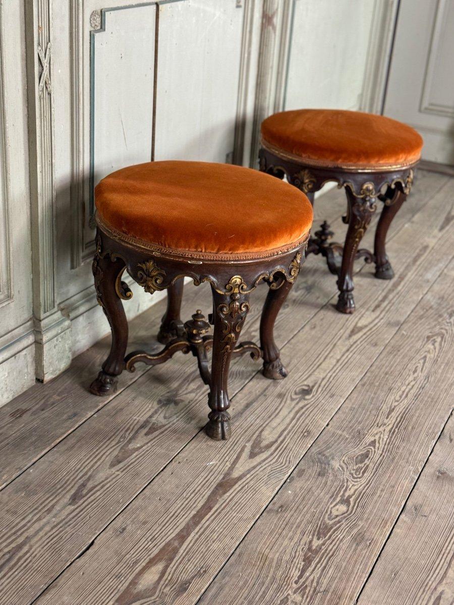 Louis XV Pair of carved wooden stools, circa 1900, marked F. Morin, Florence