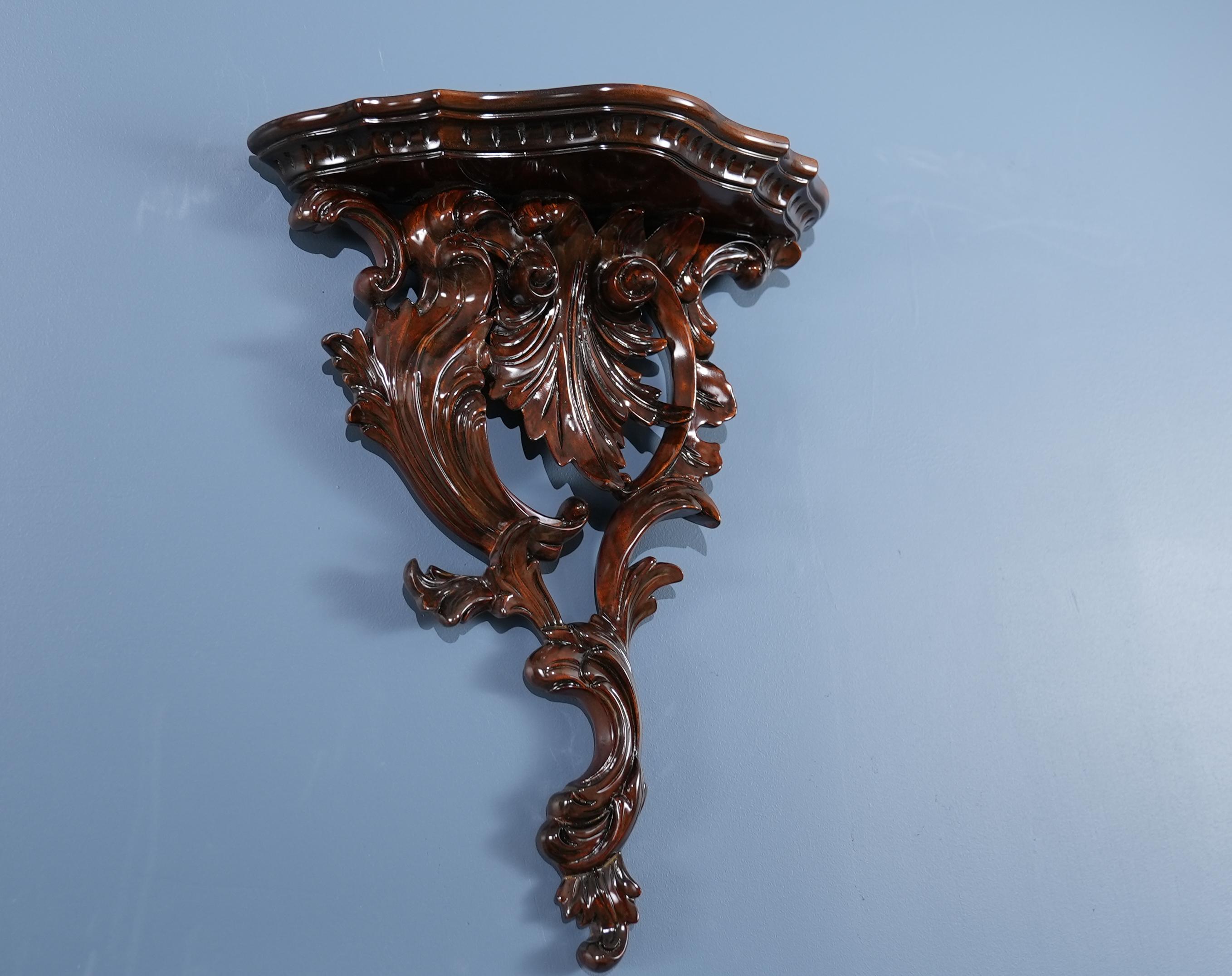 Renaissance Pair of Carved Wooden Wall Sconces For Sale