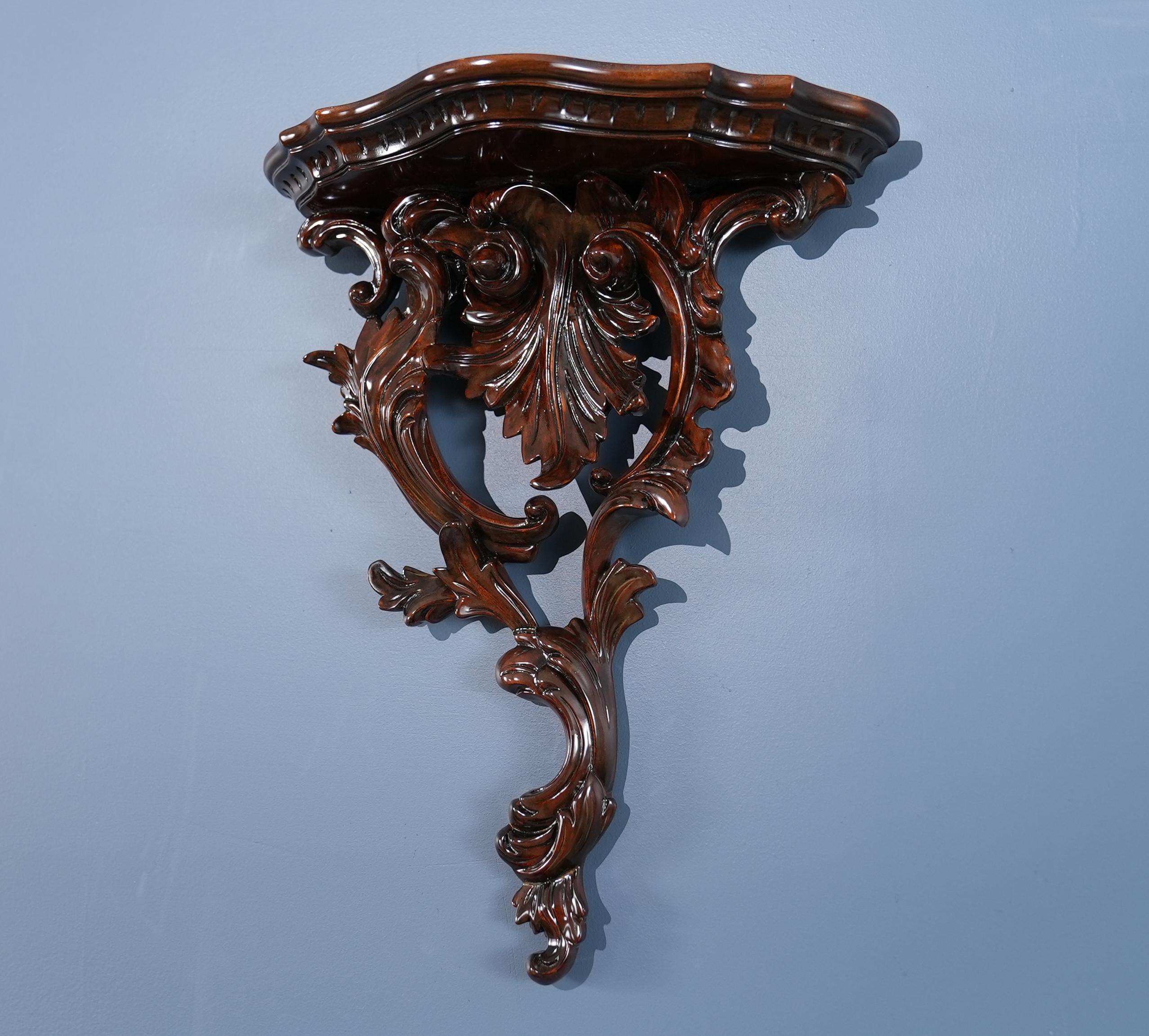 Hand-Carved Pair of Carved Wooden Wall Sconces For Sale