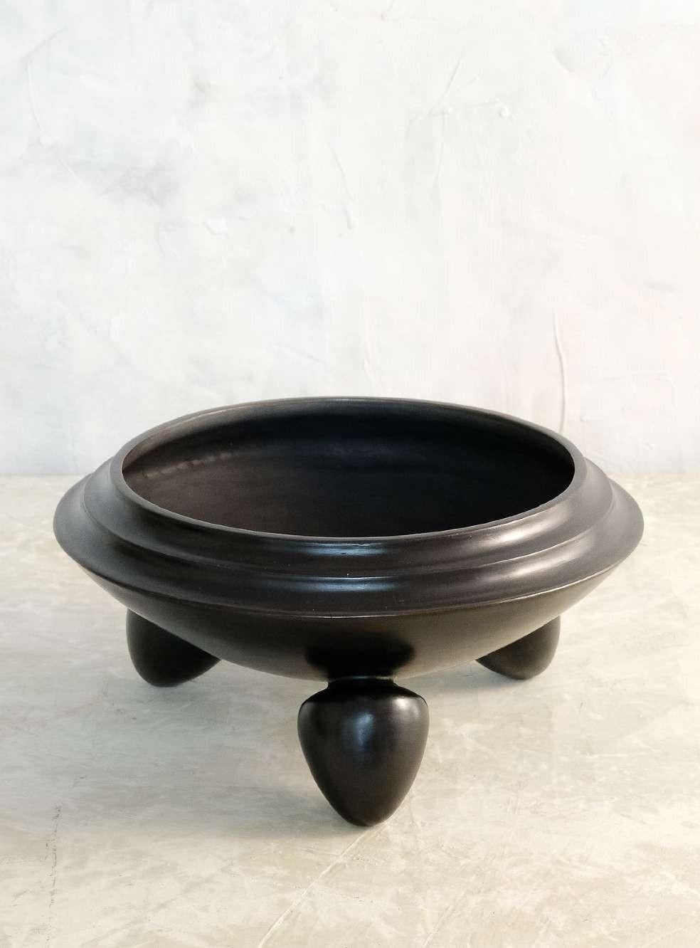 Other Pair of Cascabel Bowl by Onora For Sale