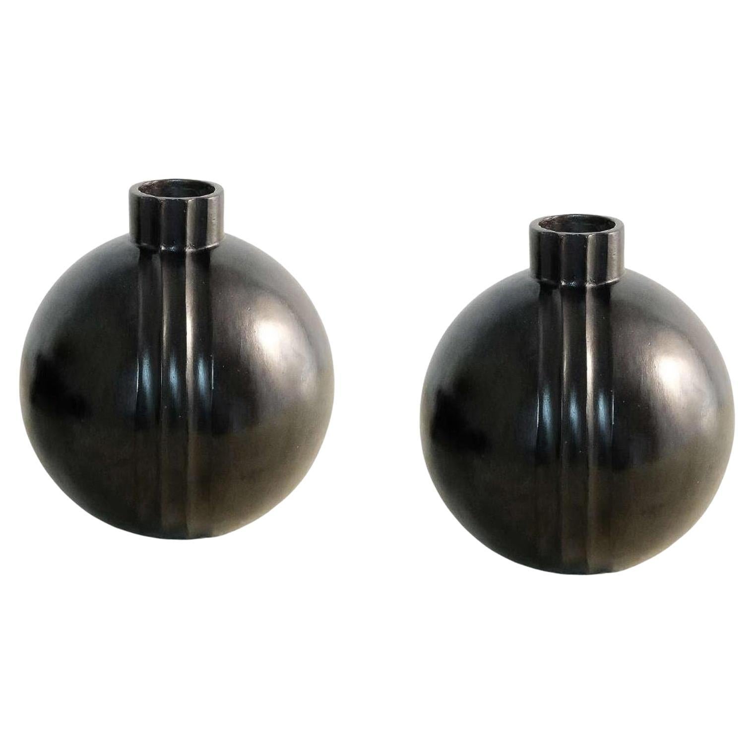 Pair of Cascabel Vase by Onora For Sale