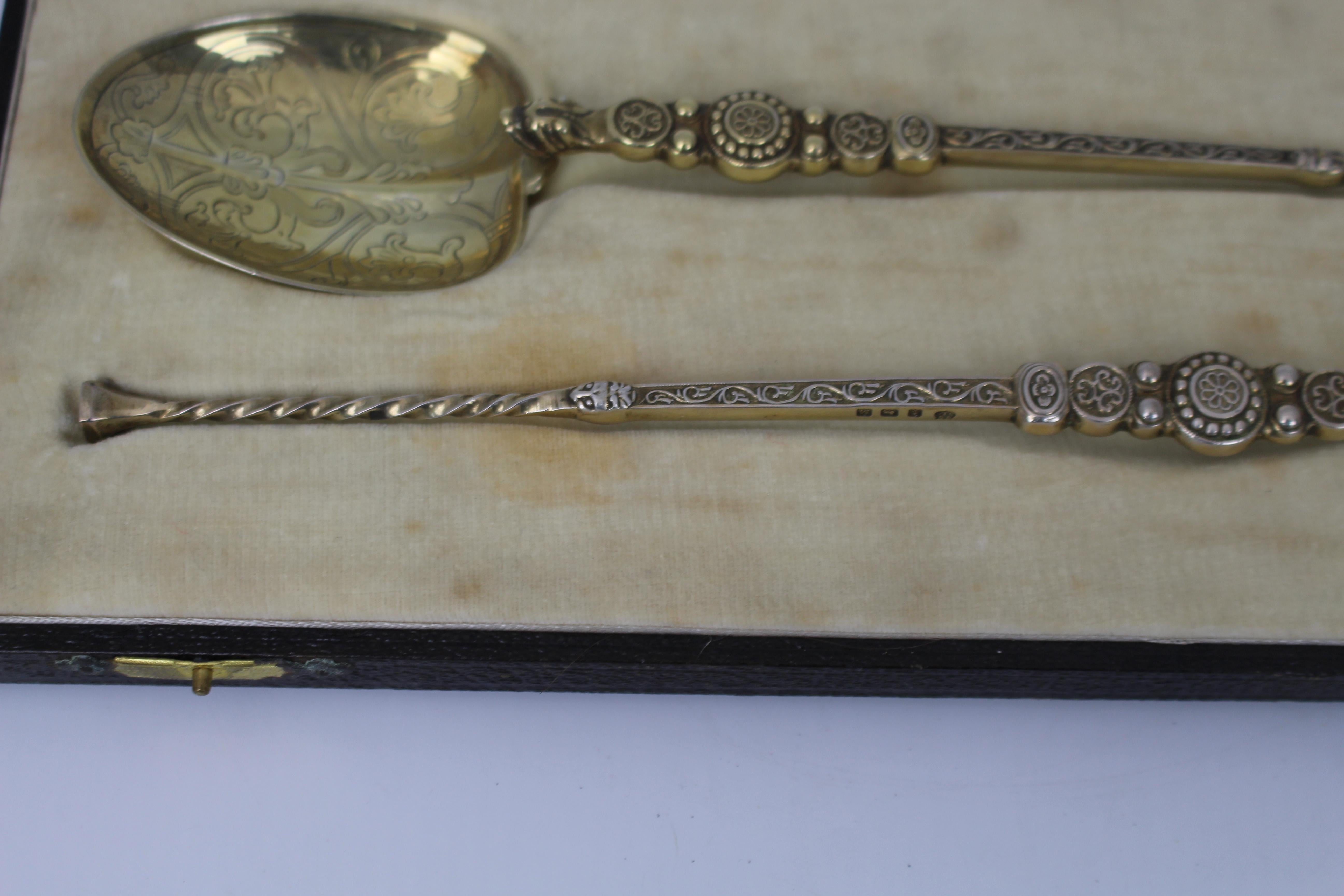 Pareja de Cucharas de Unción de Plata Dorada Envasadas - Birmingham, 1936 Plata esterlina en venta