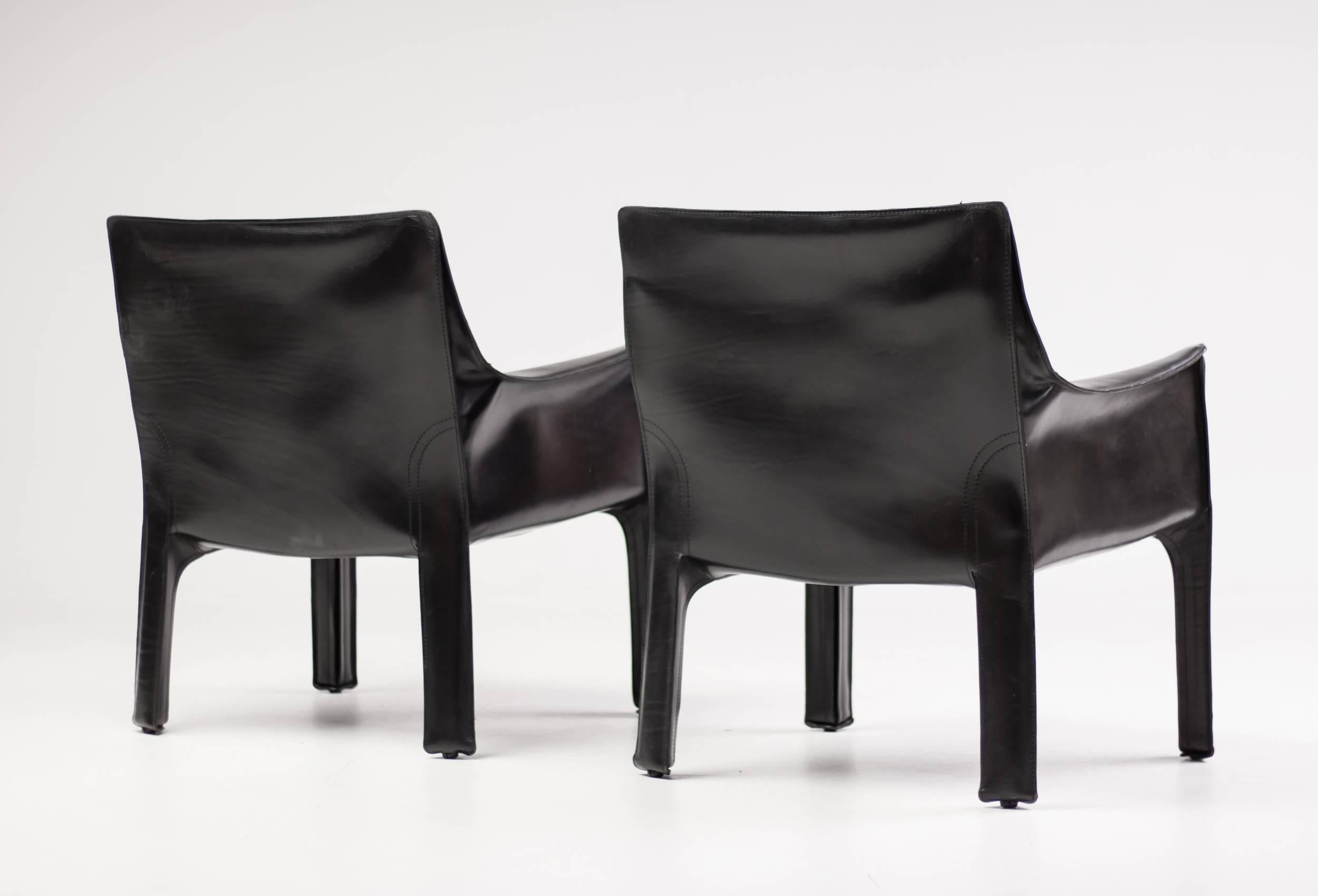 Pair of Cassina Cab Lounge Chairs by Mario Bellini In Excellent Condition In Dronten, NL