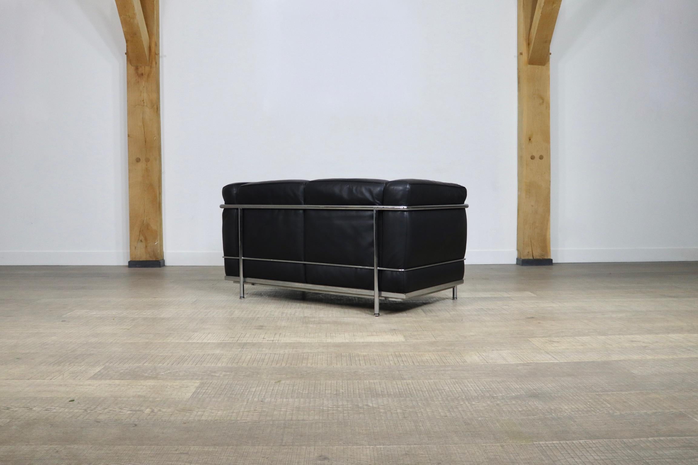Pair of Cassina Lc2 Two Seater Sofas by Charlotte Perriand and Le Corbusier 7