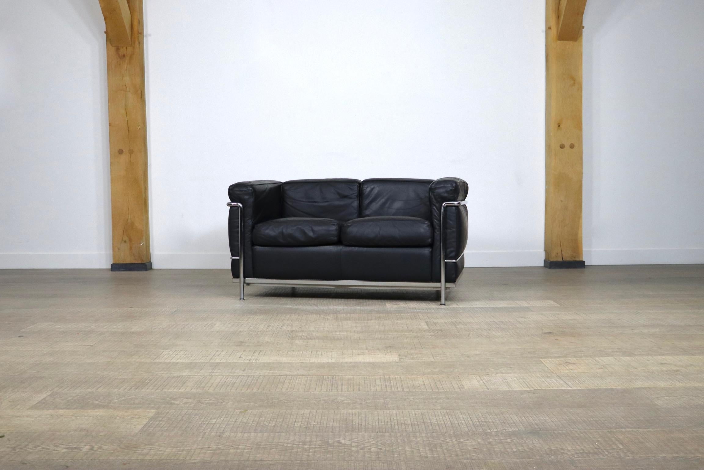 Pair of Cassina Lc2 Two Seater Sofas by Charlotte Perriand and Le Corbusier 9