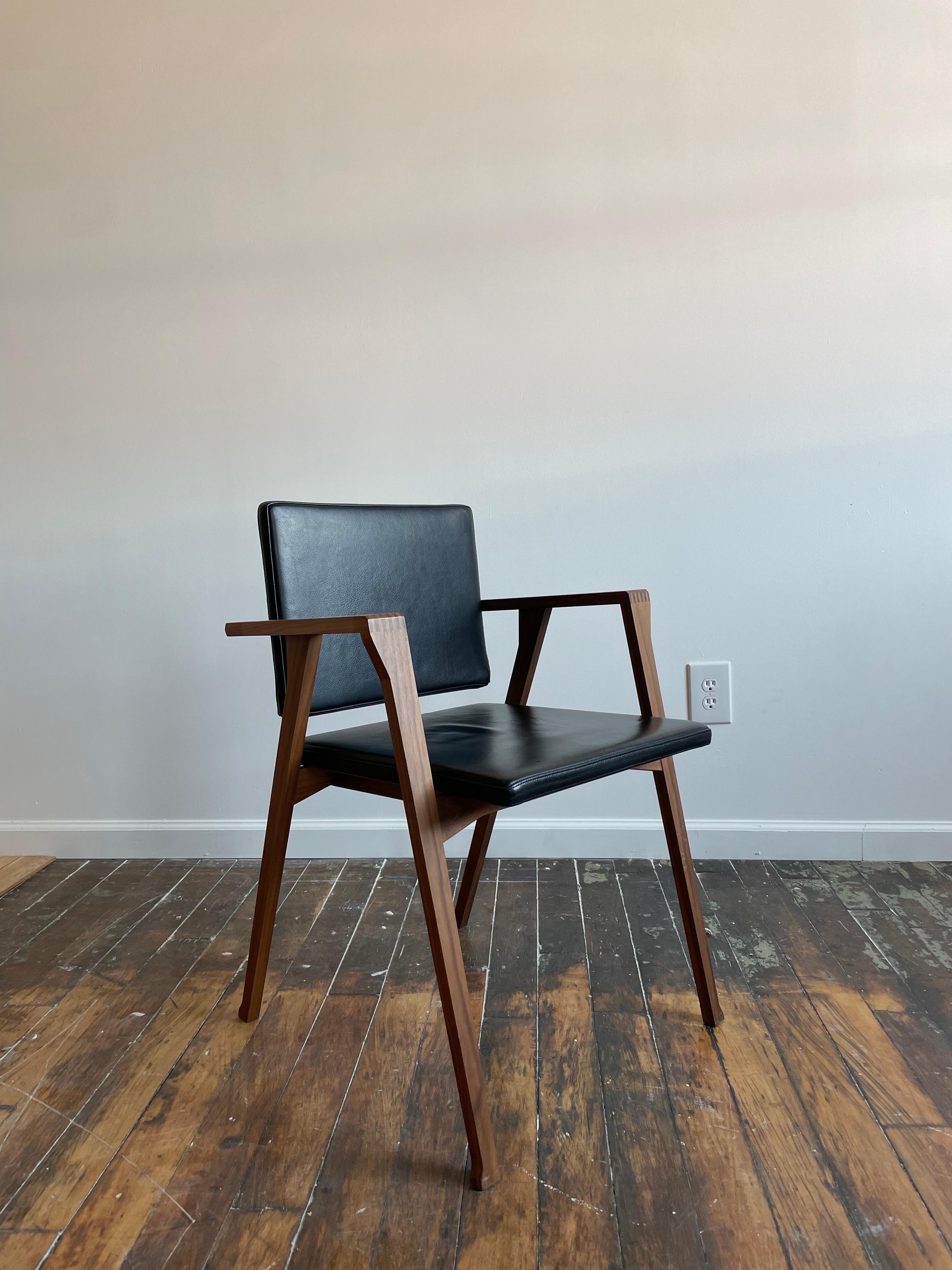 Contemporary Pair of Cassina “Luisa” Dining Chairs by Franco Albini For Sale