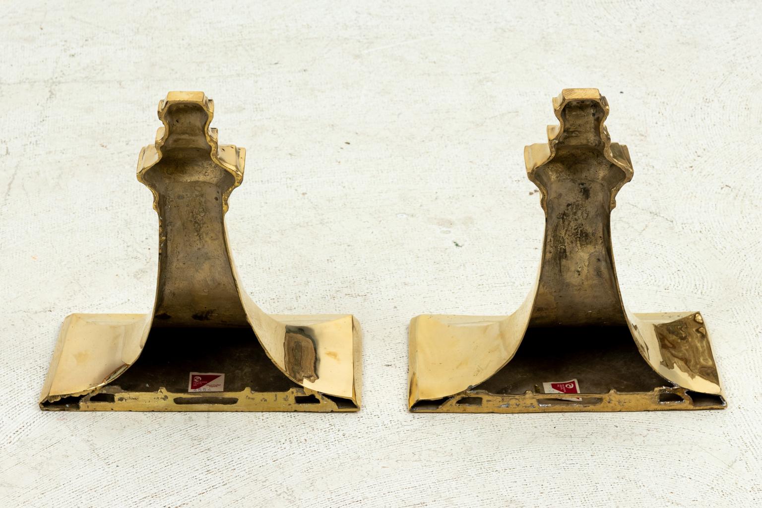 Pair of Cast Brass Wall Brackets In Good Condition In Stamford, CT