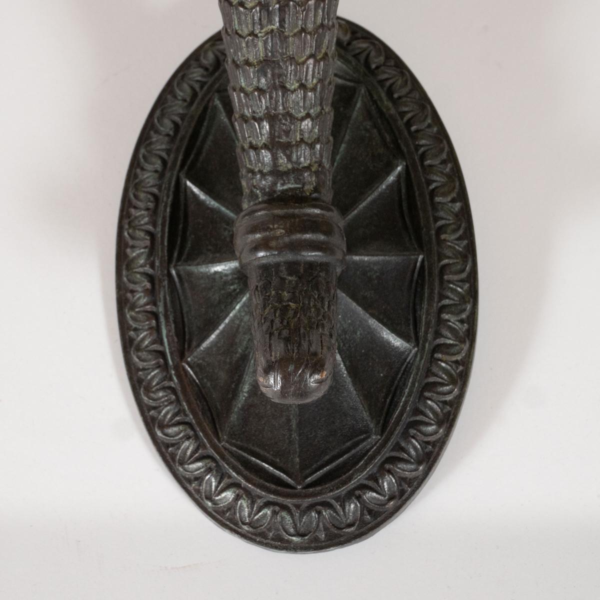 Paire d'appliques à cornes en bronze moulé en vente 9