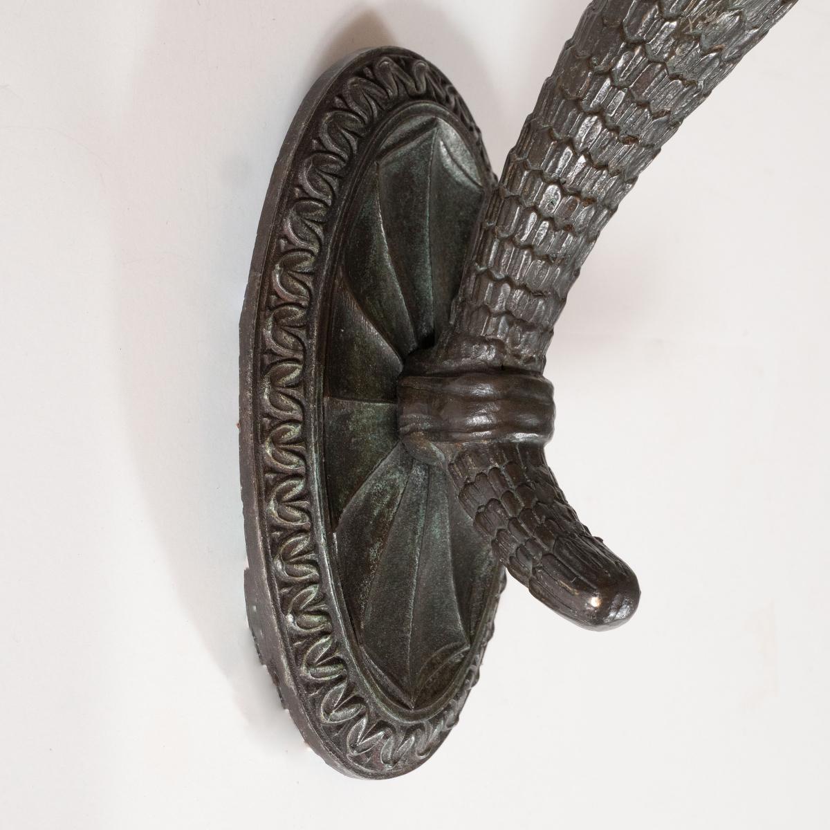 Pair of Cast Bronze Horn Sconces In Good Condition For Sale In Tarrytown, NY