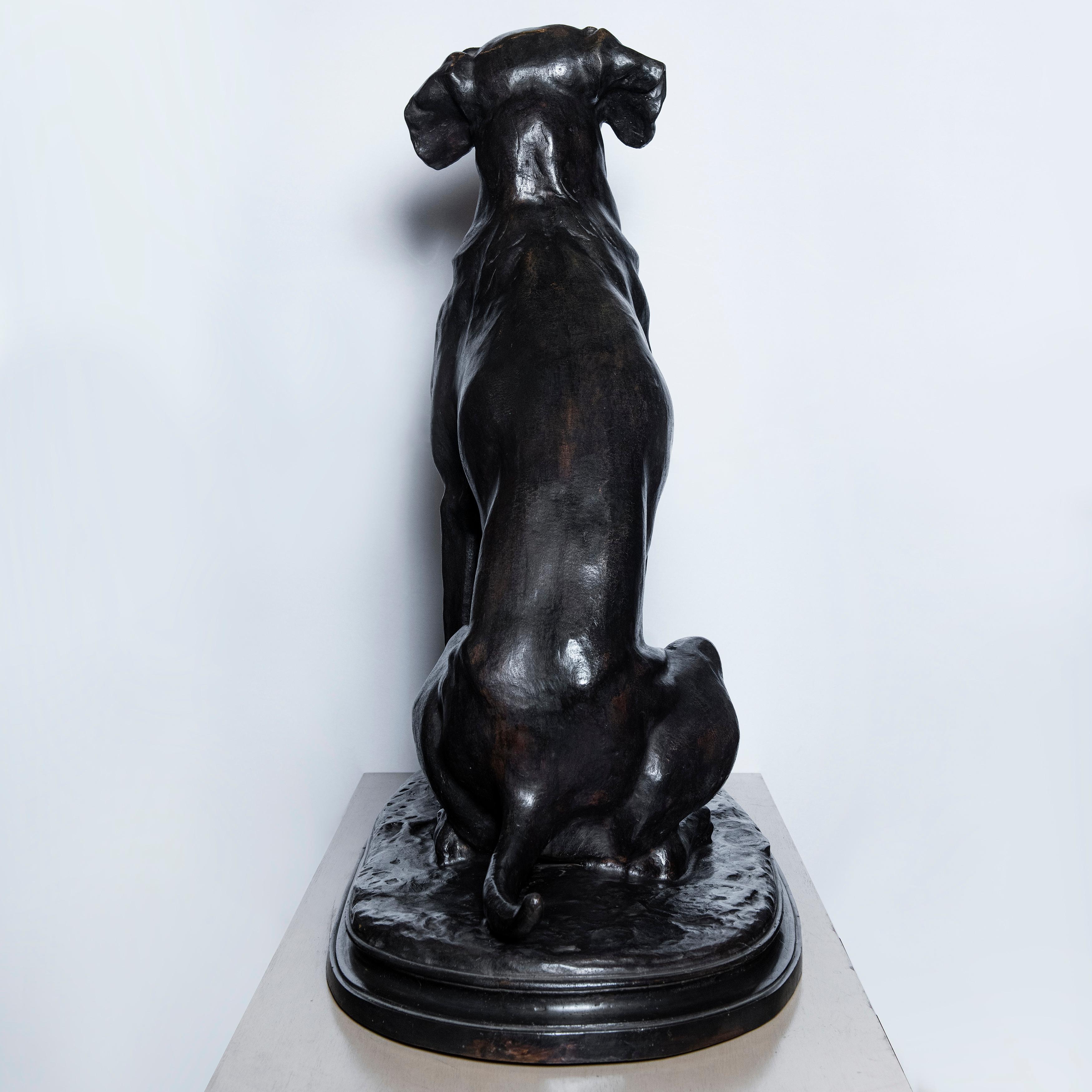 French Pair of Cast Bronze Hunting Dogs, France, Late 19th Century For Sale