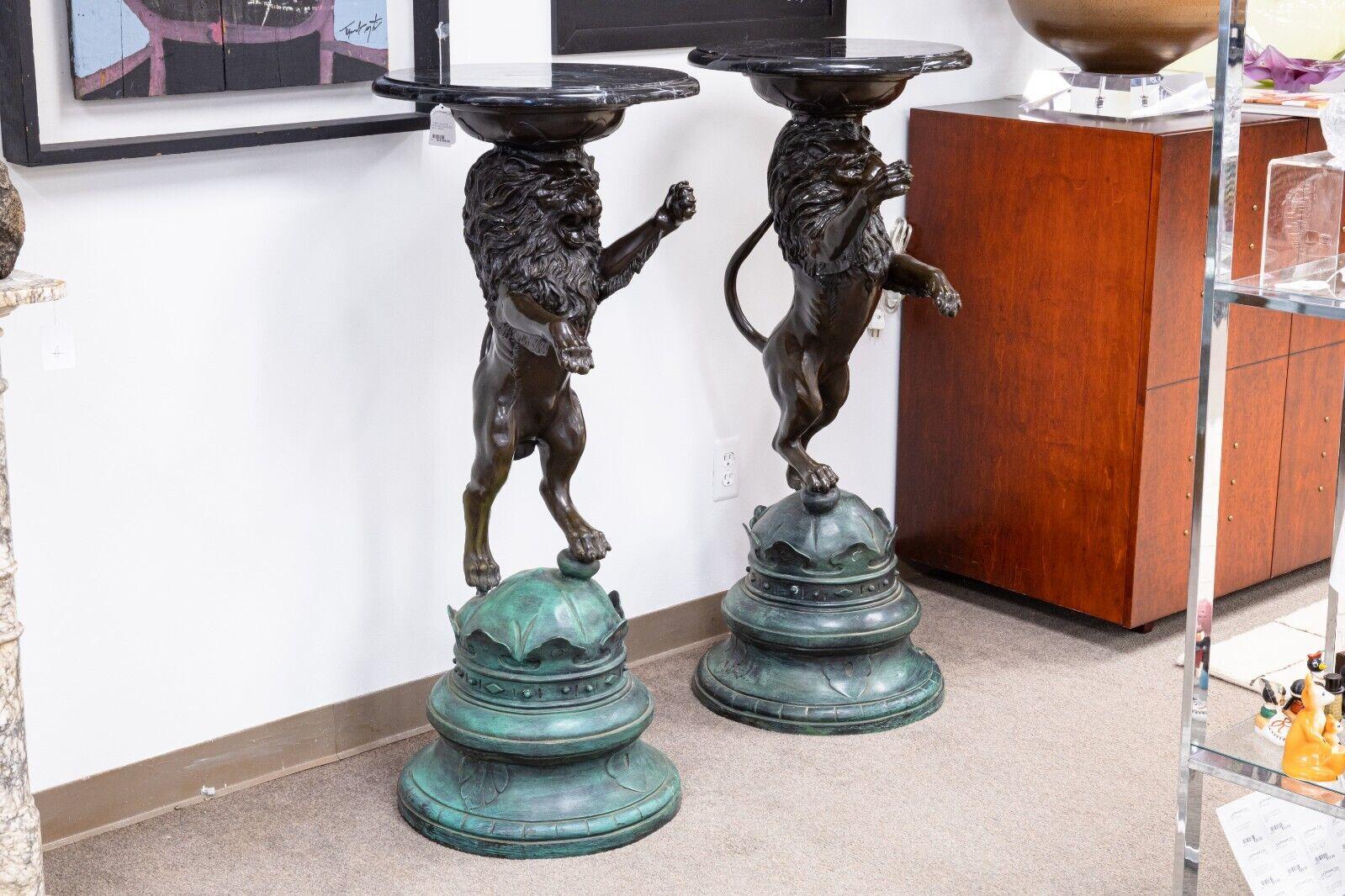 Pair of Cast Bronze Lion Sculptures with Marble Tops After P.J. Mene In Good Condition For Sale In Keego Harbor, MI