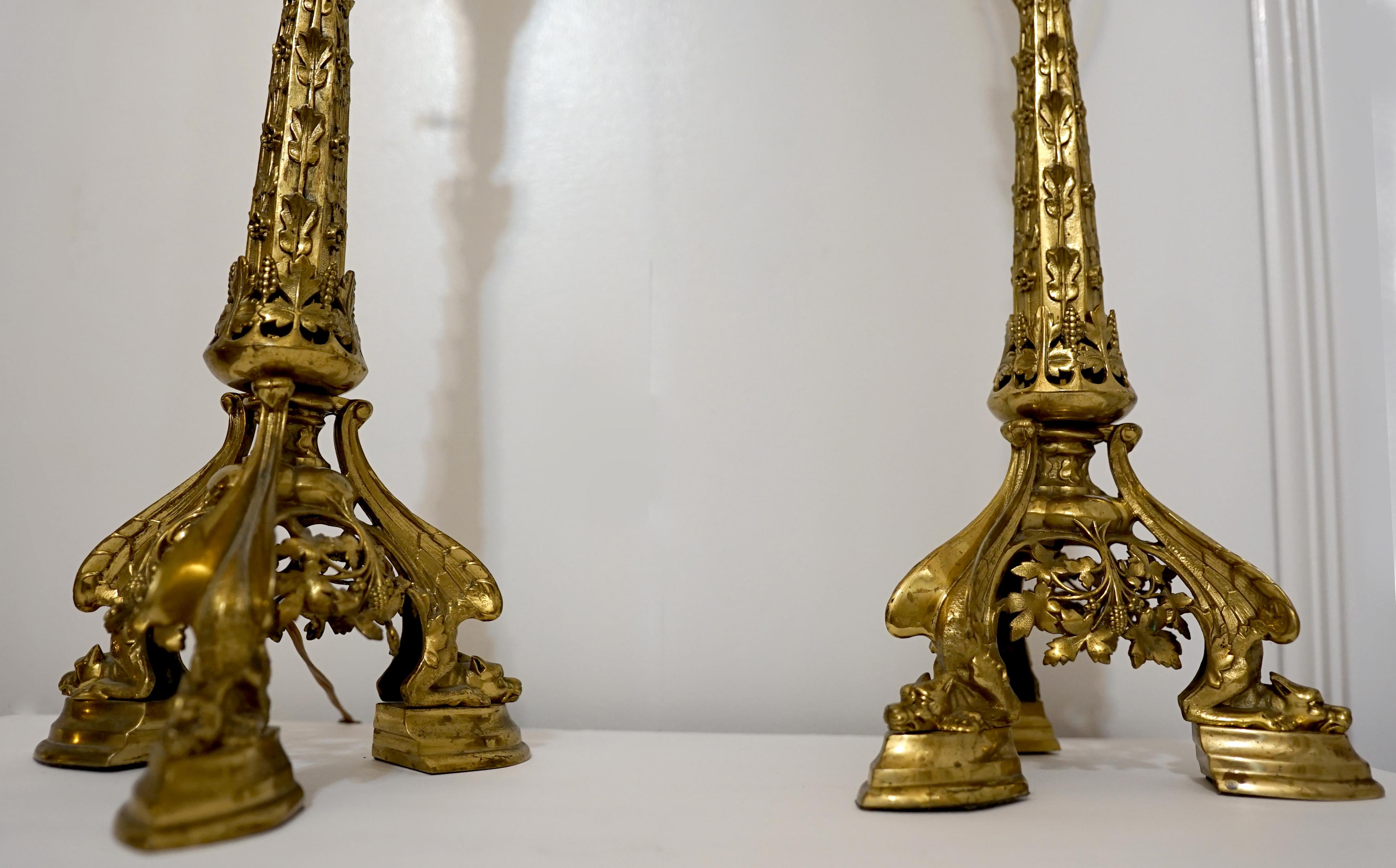 Pair of Cast Gilt Gargoyle Tower Bronze or Brass Table Lamps with Shades For Sale 6