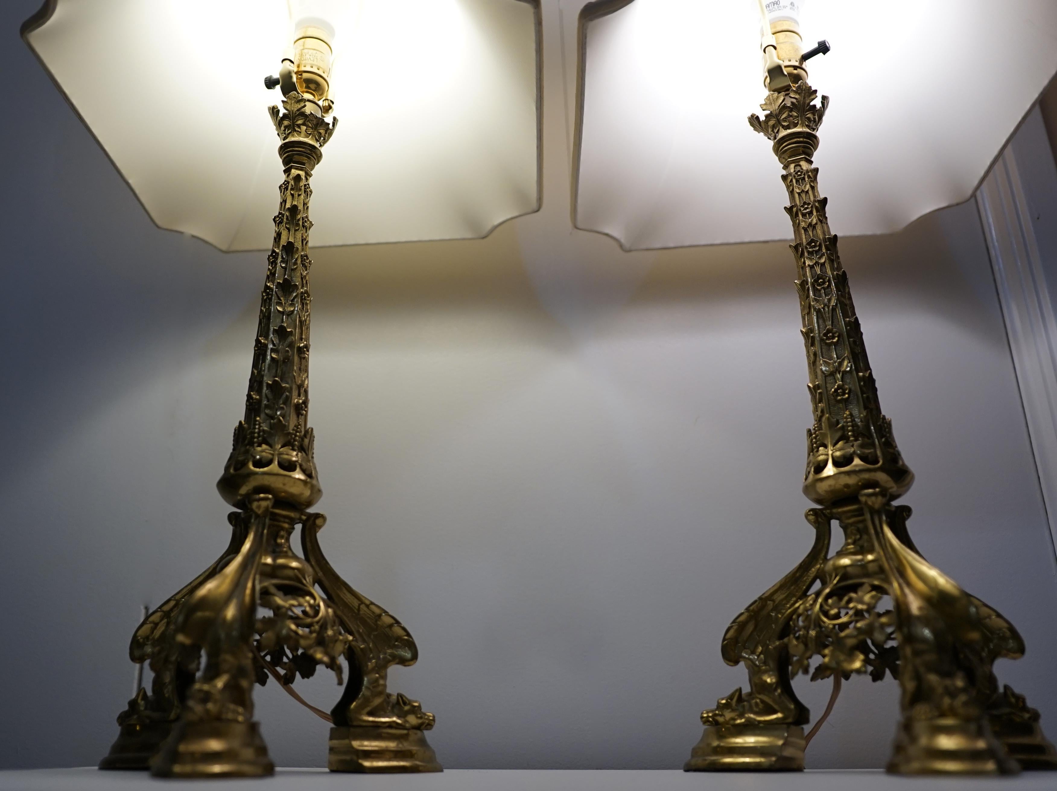 Pair of Cast Gilt Gargoyle Tower Bronze or Brass Table Lamps with Shades For Sale 7