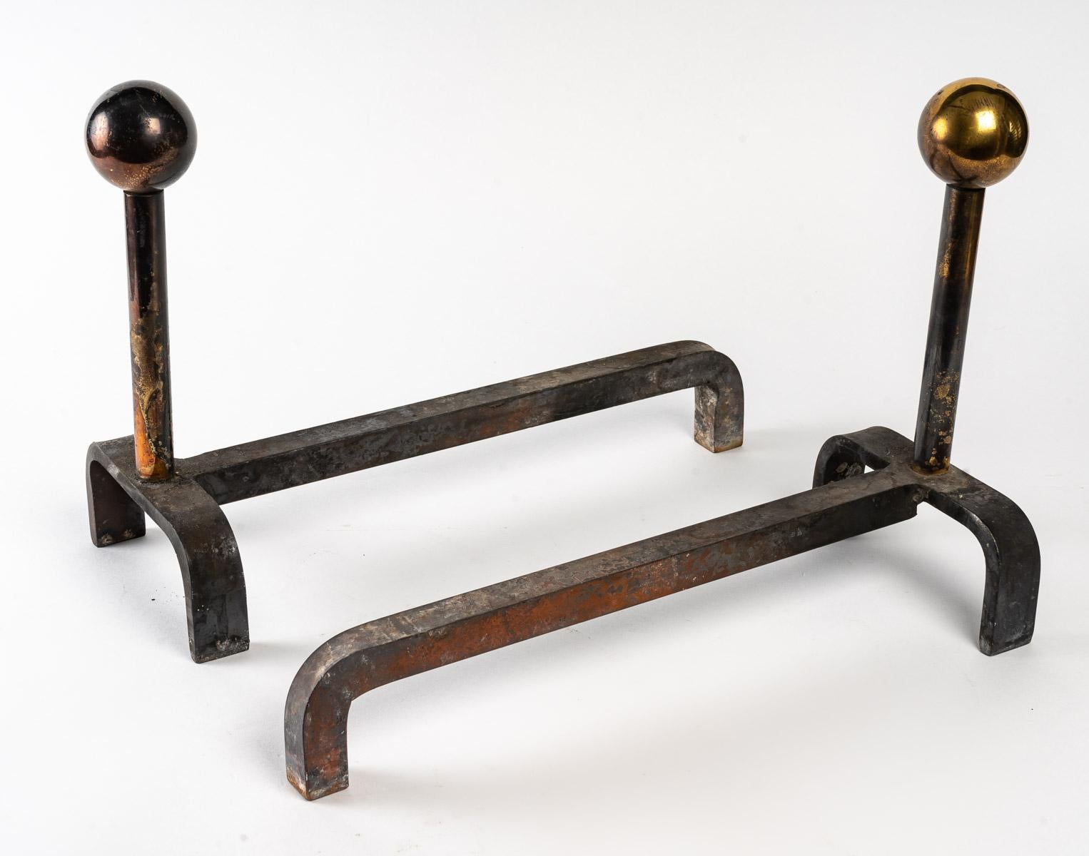 Mid-20th Century Pair of Cast Iron and Brass Chenets, 1960 For Sale