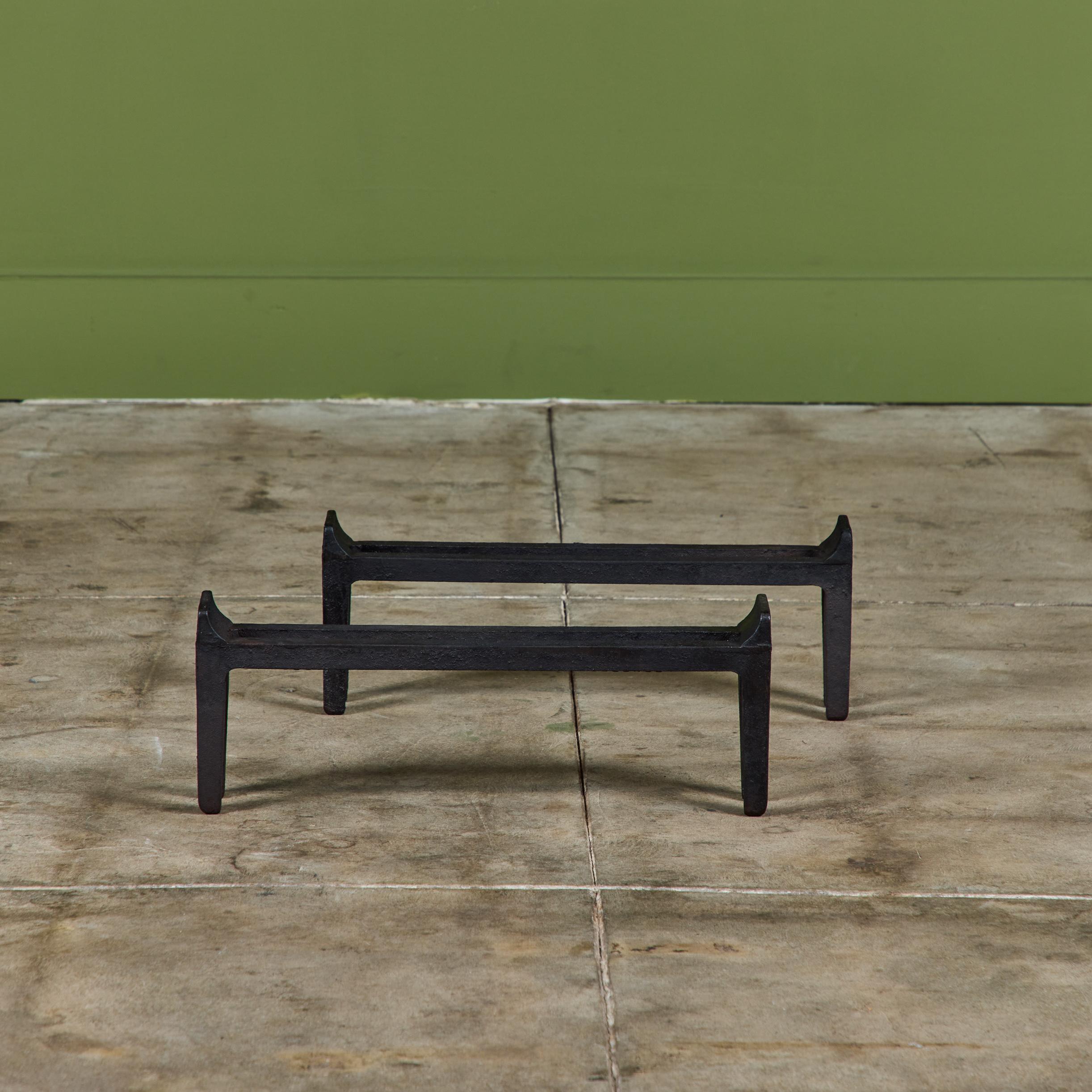 Pair of Cast Iron Andirons for Peerless In Good Condition For Sale In Los Angeles, CA