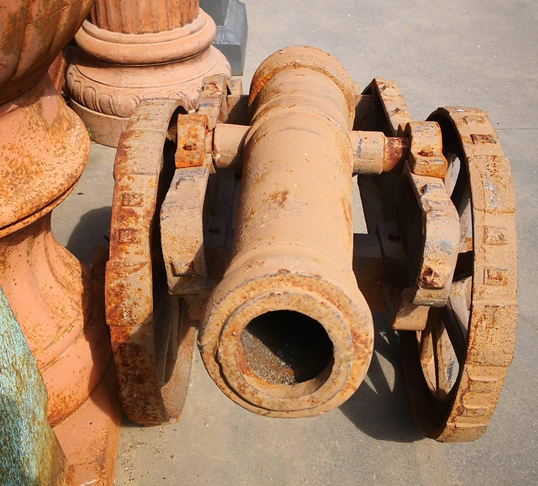 Pair of Cast Iron Cannon on Wheels Reproductions In Good Condition In Marbella, ES