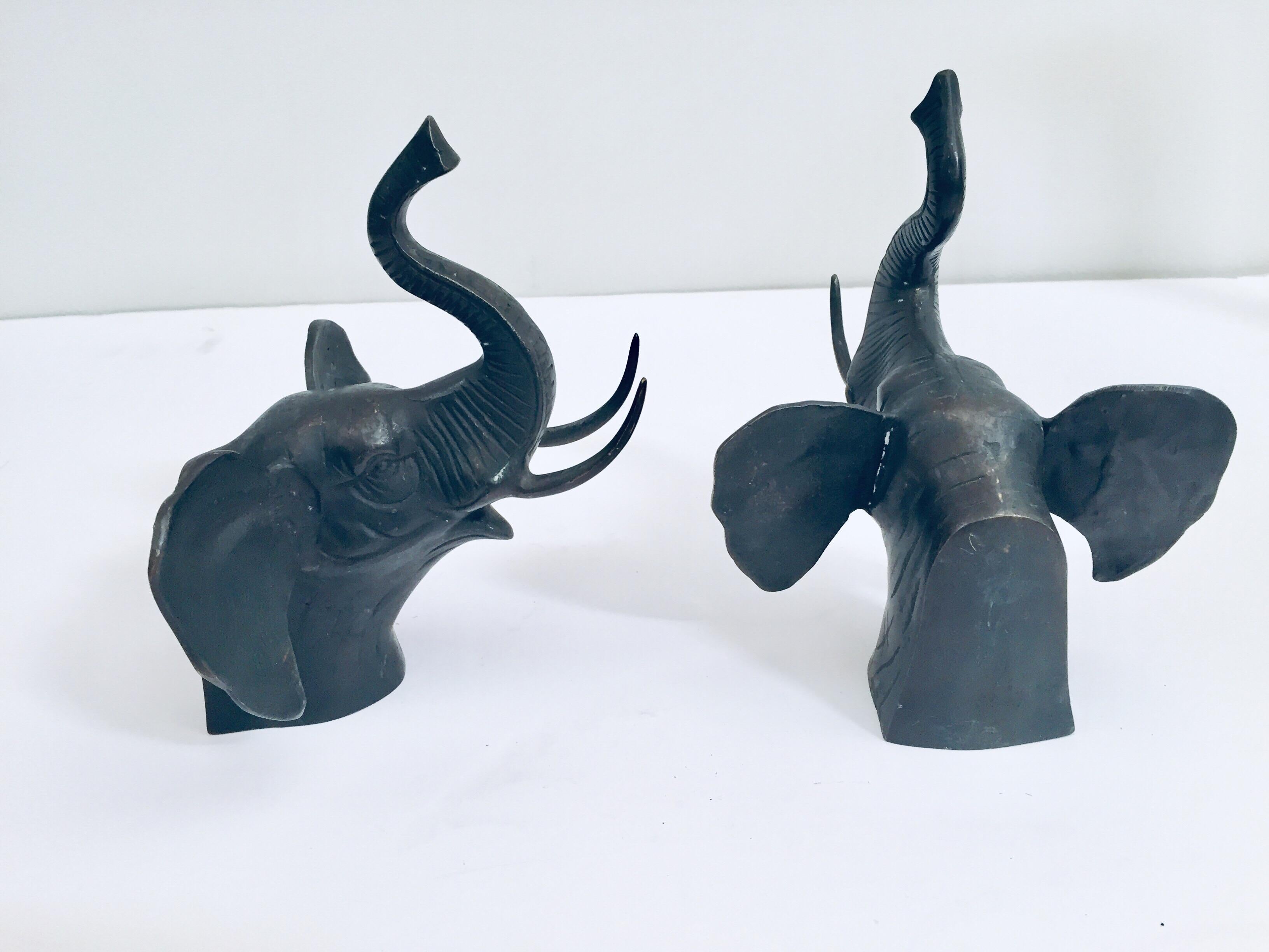 Anglo-Indian Pair of Cast Iron Elephant Heads Bookends For Sale