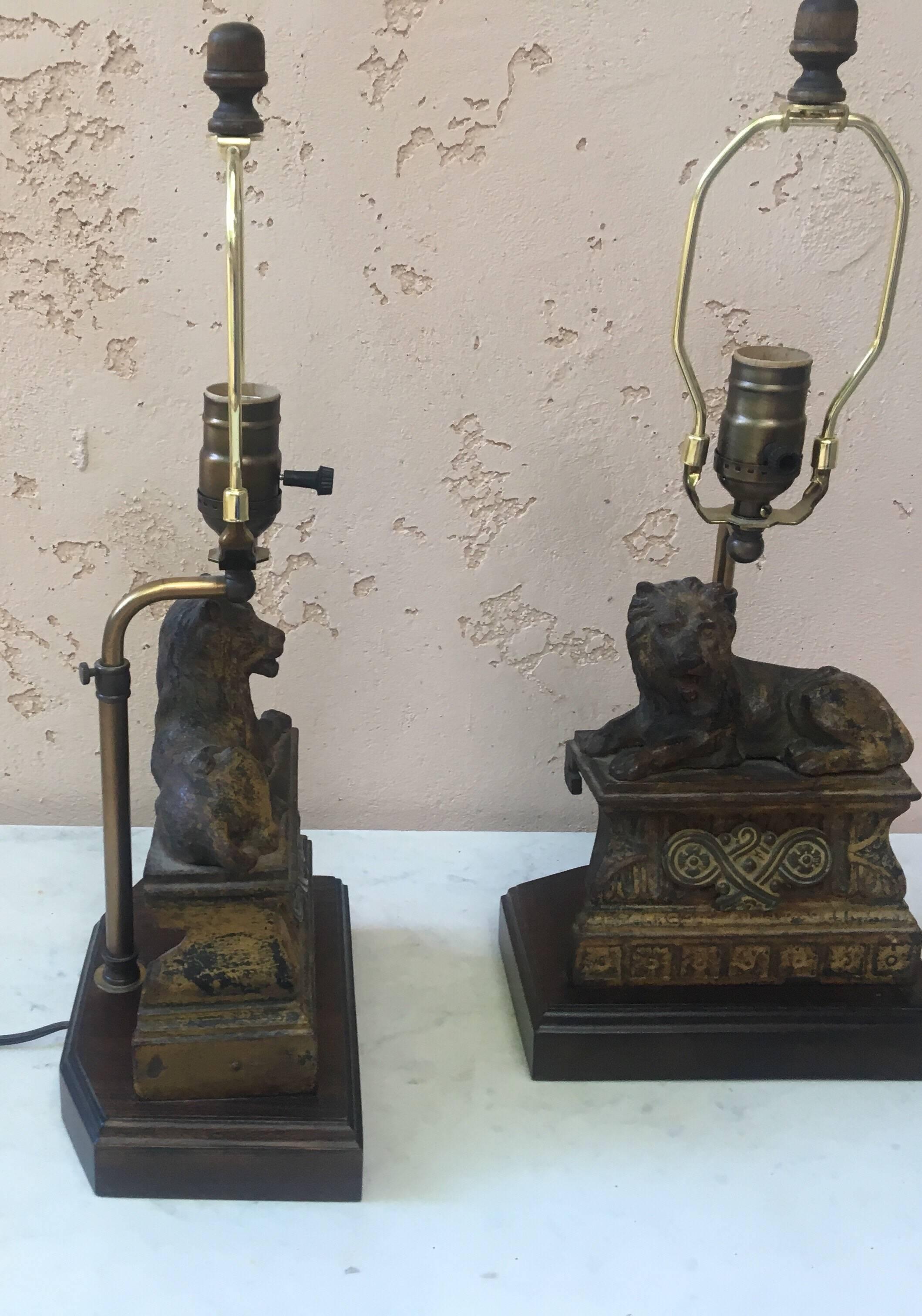 French Provincial Pair of Cast Iron Lions Lamps, circa 1880