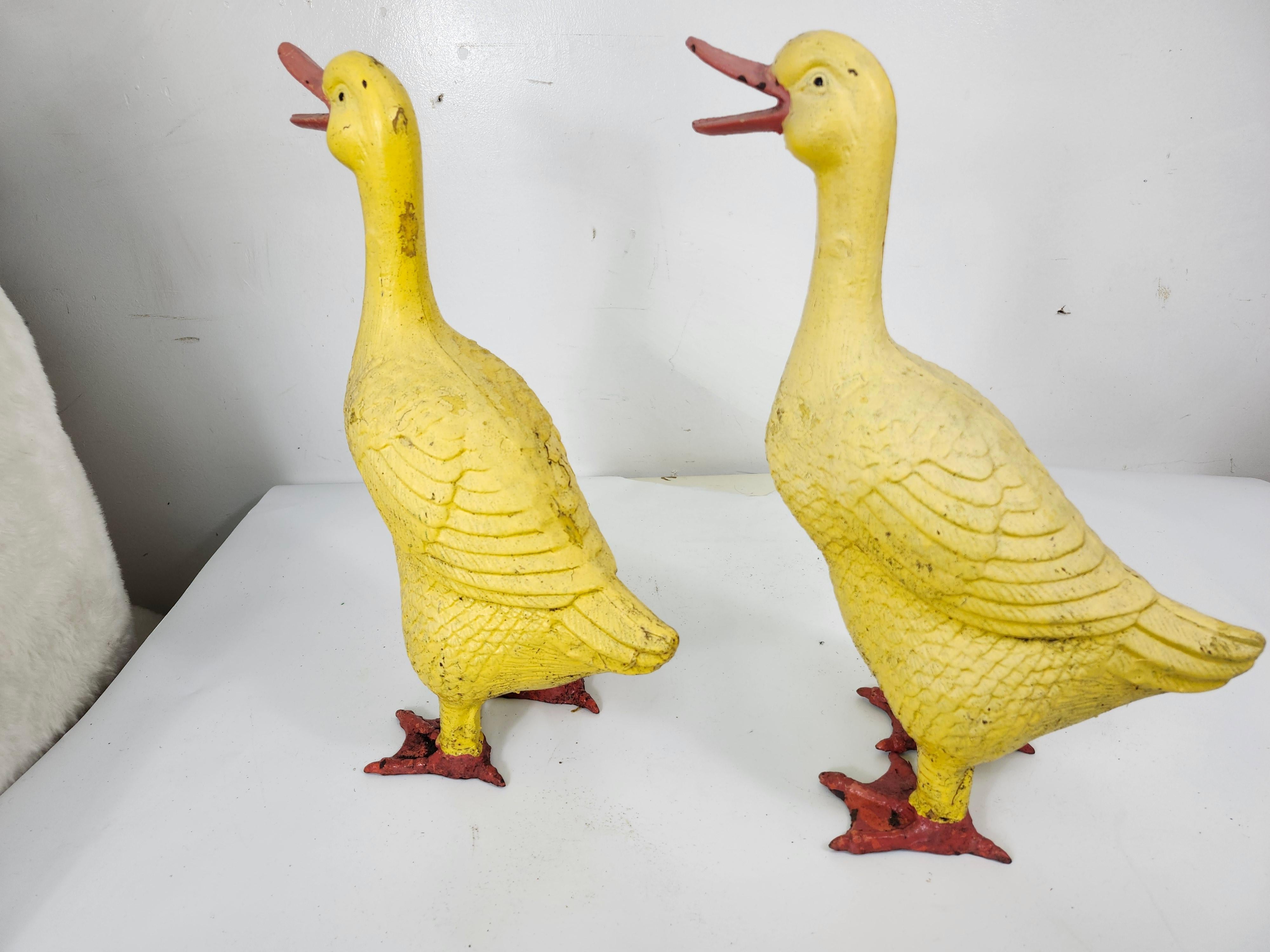 Paire de canards en fonte pour jardin C1965 en vente 1