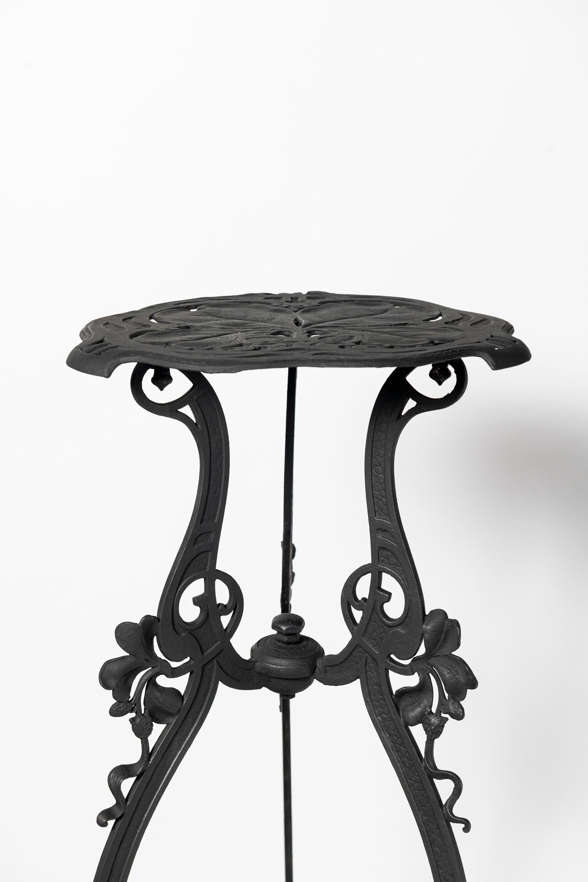 French Pair of cast iron pedestals, art nouveau period. France, early 20th century. For Sale
