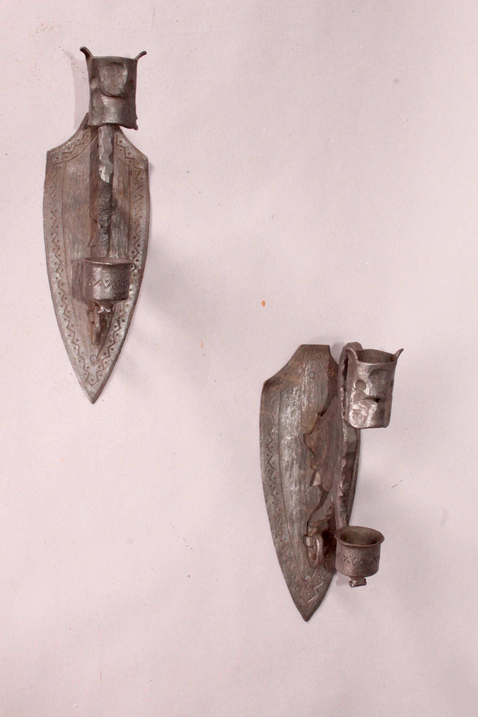 Pair of Cast Iron Wall Light In Good Condition In grand Lancy, CH