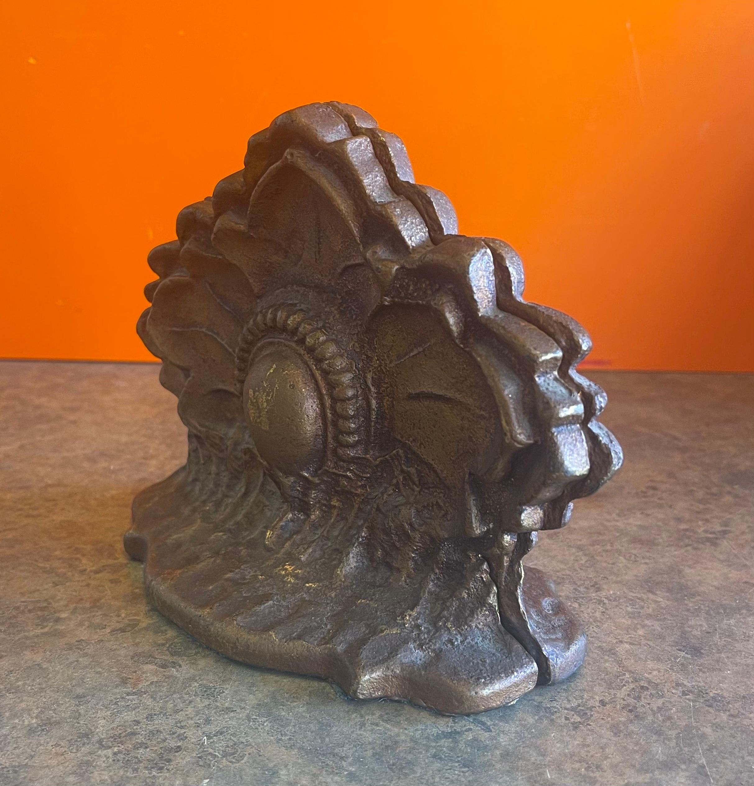 20th Century Pair of Cast Metal Art Deco Bookends For Sale