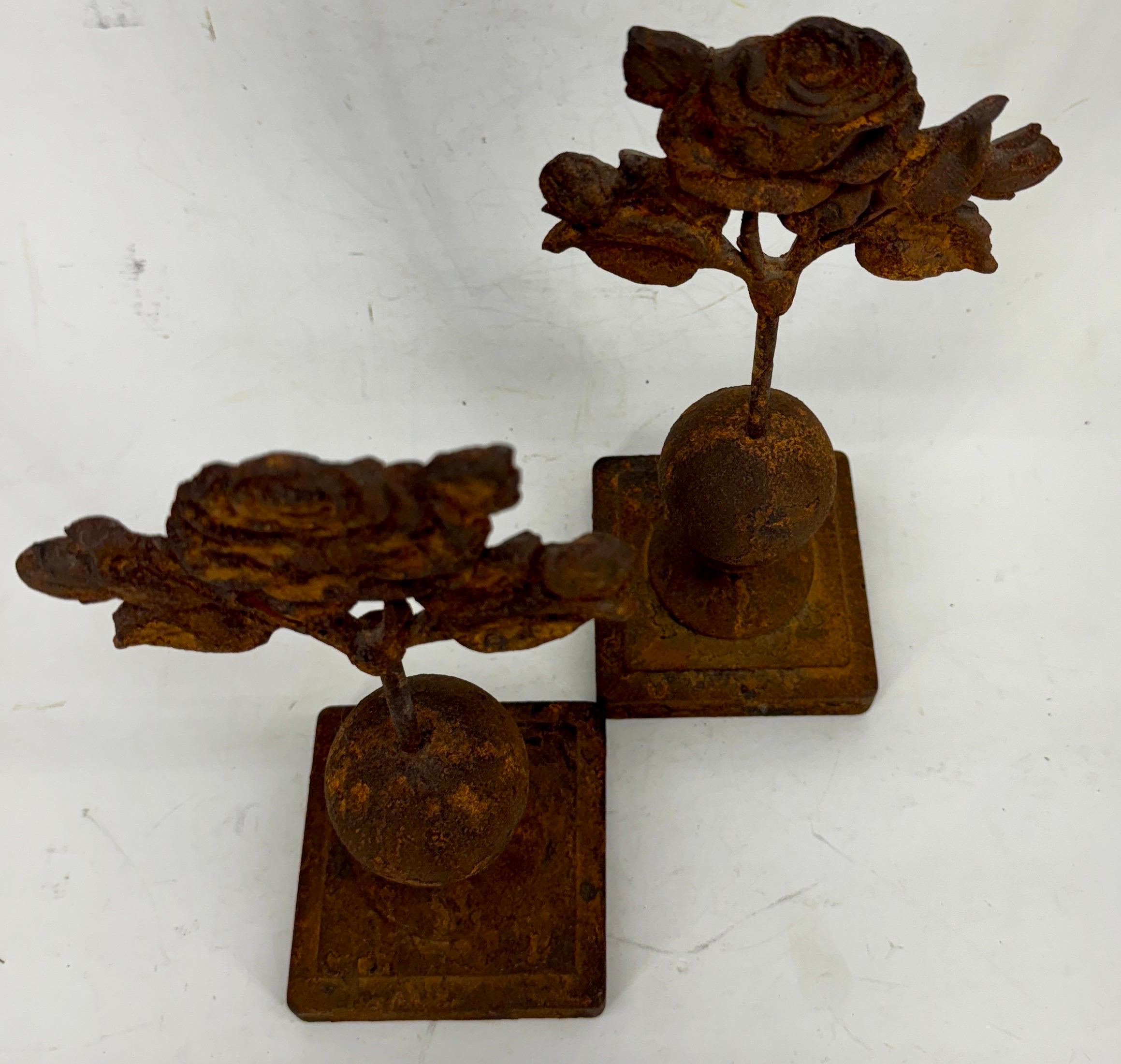 20th Century Pair of Cast of Iron Architectural Roses on Square Base For Sale