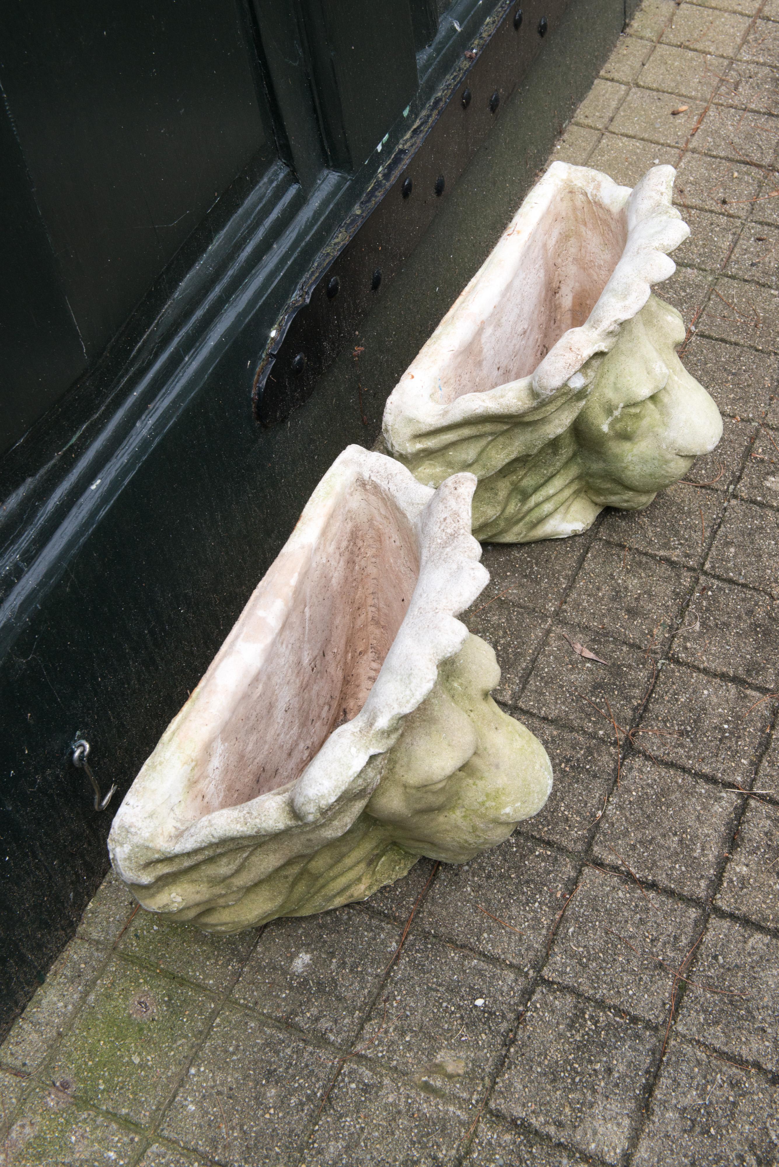 Pair of Cast Stone Lion Head Wall Planters In Good Condition In Stamford, CT