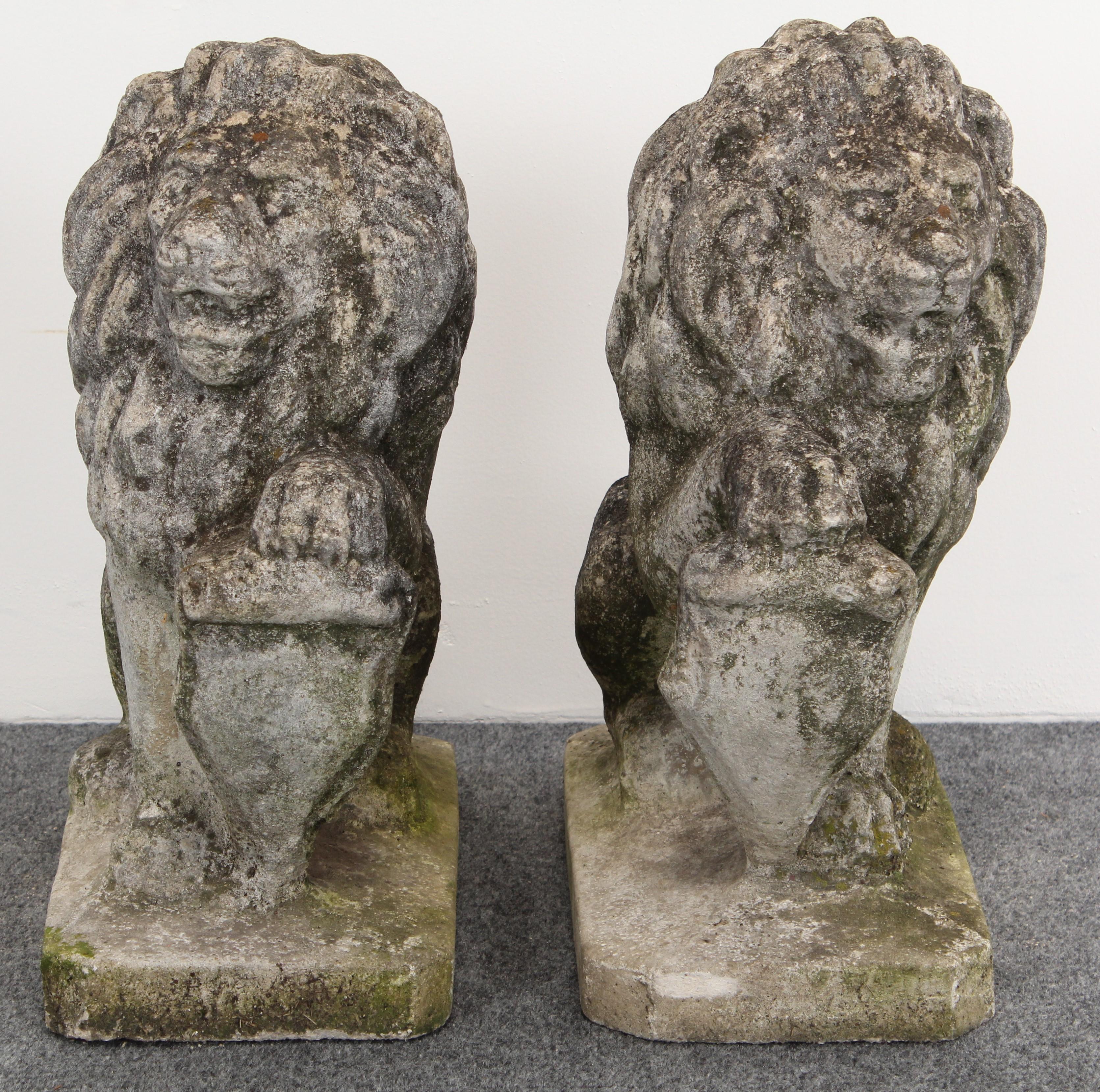 Pair of Cast Stone Seated Lion Garden Statues, 1950s In Good Condition In Hamburg, PA