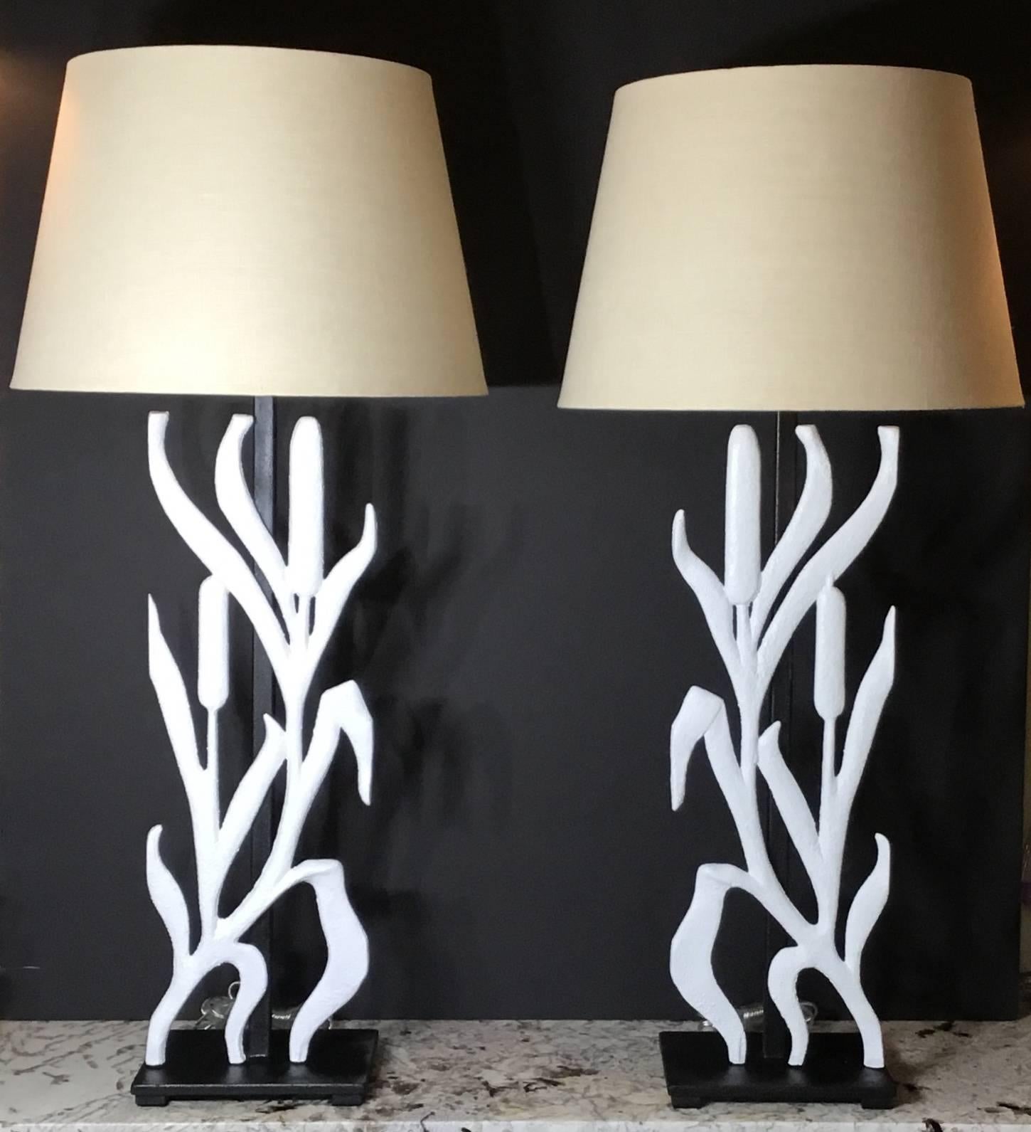 Pair of Cat Tail Iron Table Lamp 3