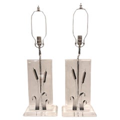 Paire de lampes en lucite en forme de quenouille