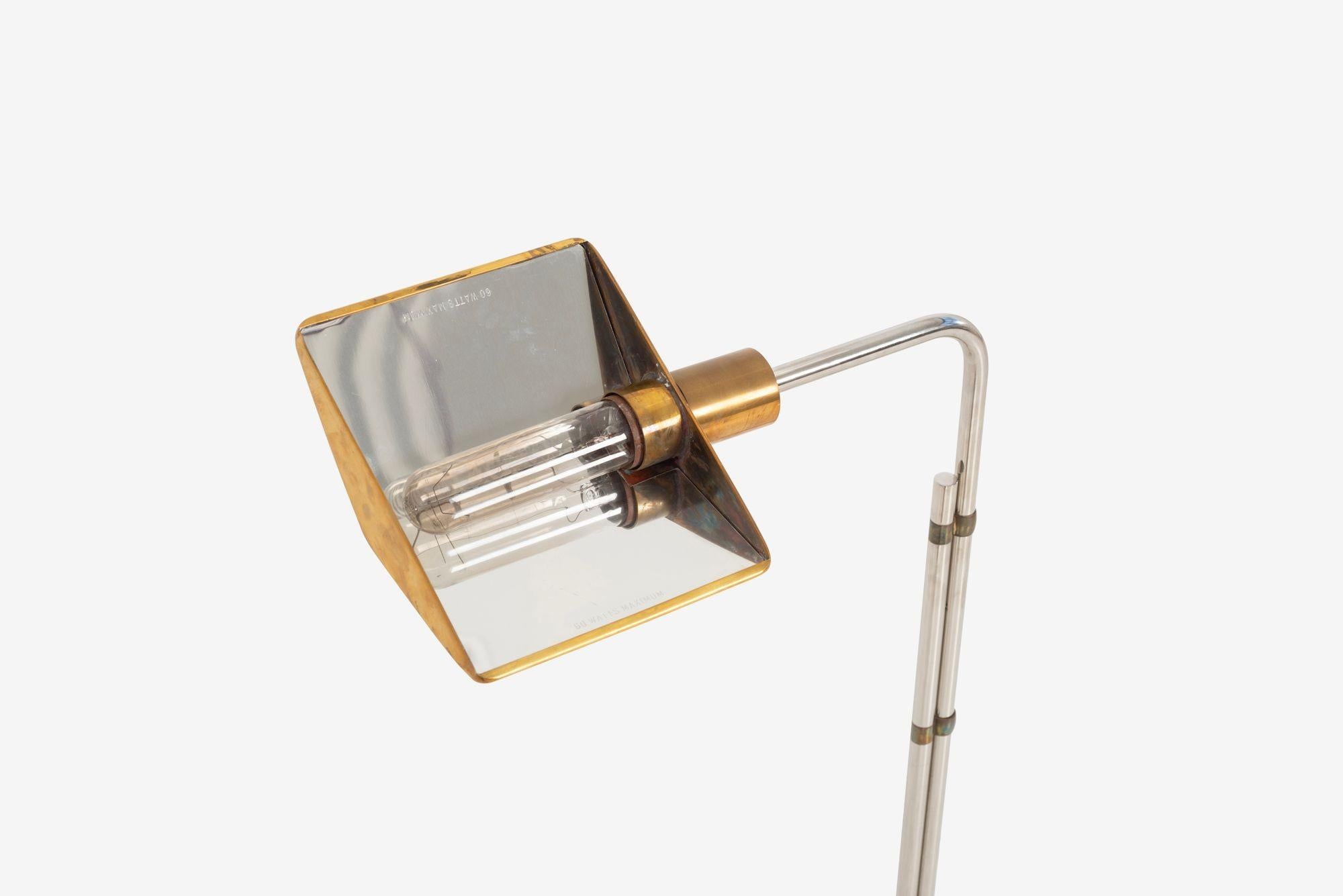 Paar Cedric Hartman Low Profile Stehlampen 1965c im Angebot 5