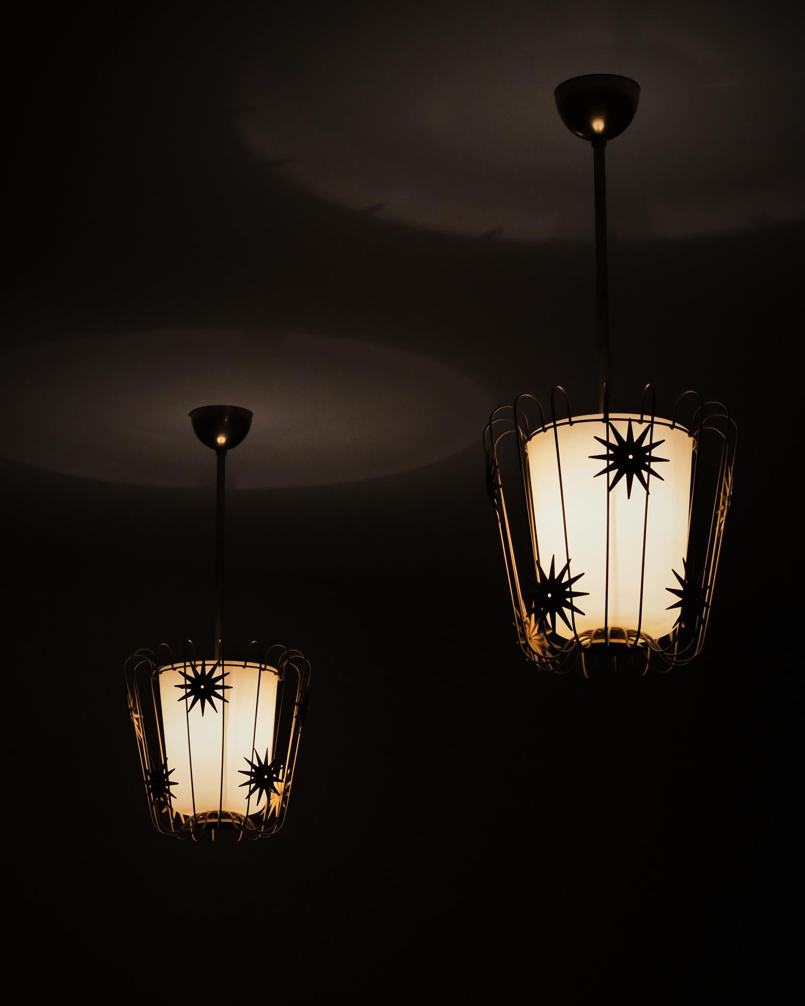 Scandinavo moderno Coppia di lampade da soffitto di Elektriska AB Chr. Bergh & Co (ASEA), Svezia, anni '40 in vendita