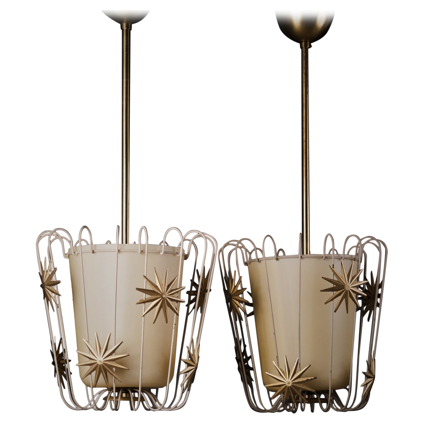 Coppia di lampade da soffitto di Elektriska AB Chr. Bergh 
Co (ASEA), Svezia, anni 
40 in vendita