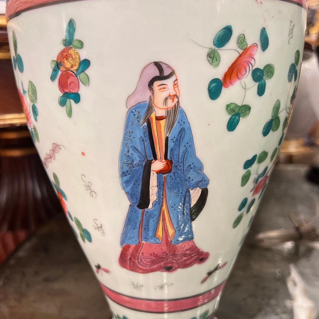 Pareja de lámparas chinas de celadón siglo XX en venta