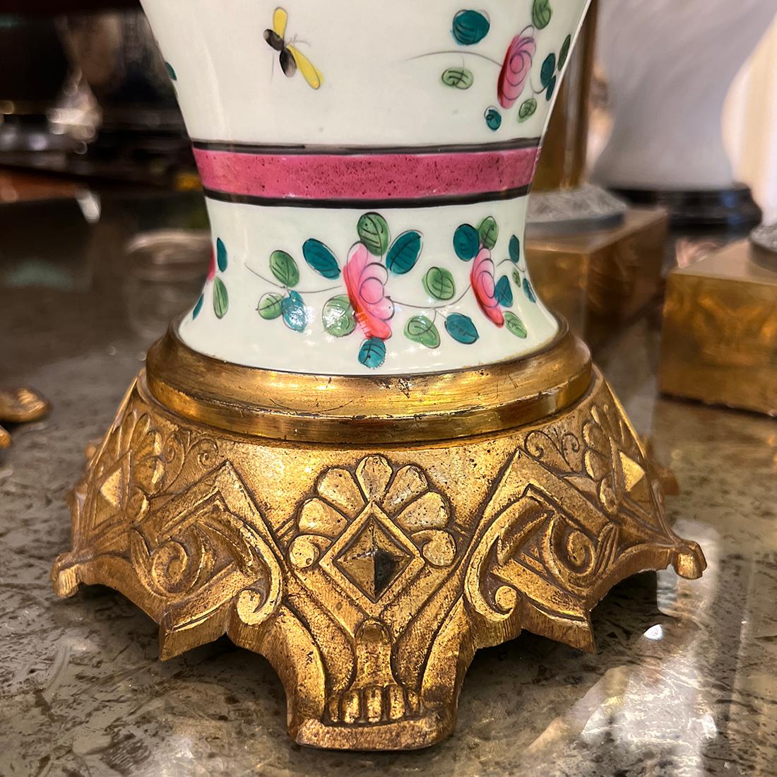 Pareja de lámparas chinas de celadón en venta 2