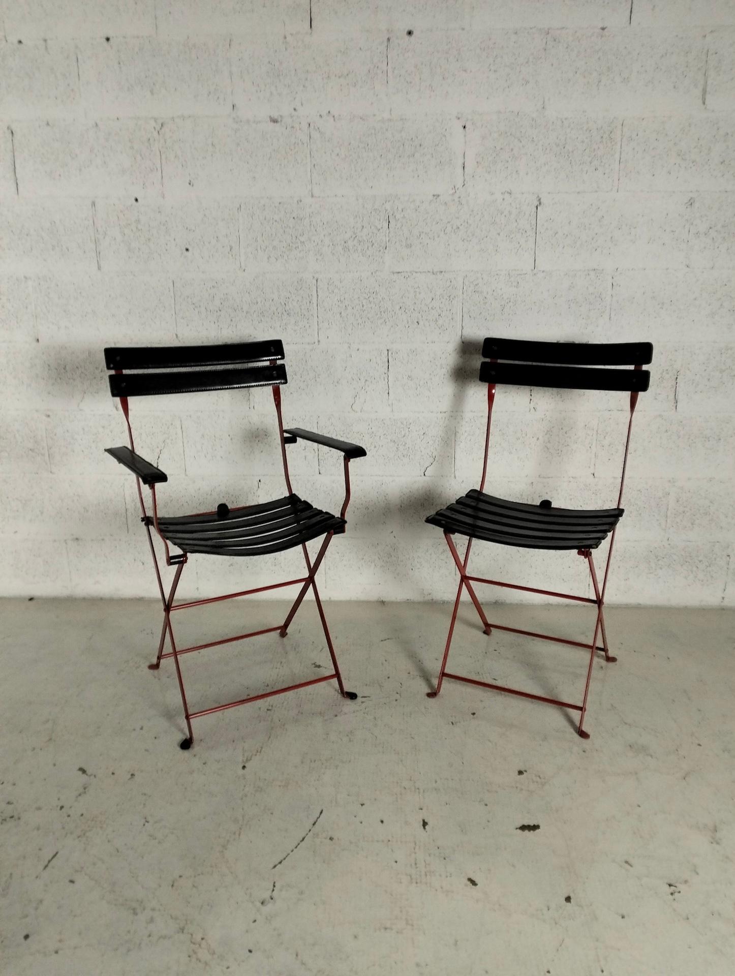 2 chaises Celestina de Marco Zanuso pour Zanotta, 1978.  Chaises pliantes en cuir de grande qualité.
Marco Zanuso (Milan, 14 mai 1916 - Milan, 11 juillet 2001) était un architecte, designer, urbaniste et universitaire italien. Il est considéré comme