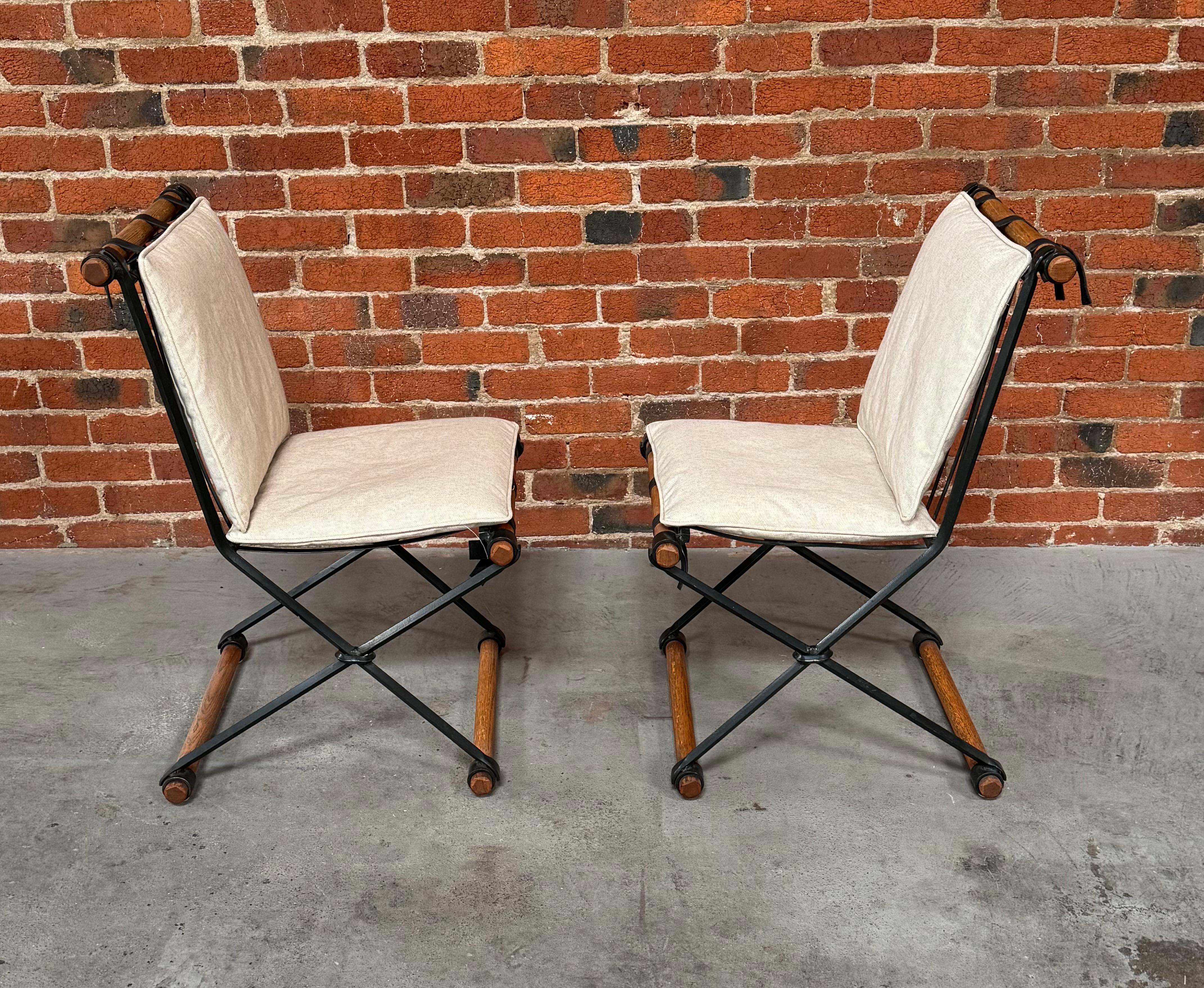 Paire de chaises d'appoint Celo Baldon pour patio Bon état - En vente à Oakland, CA