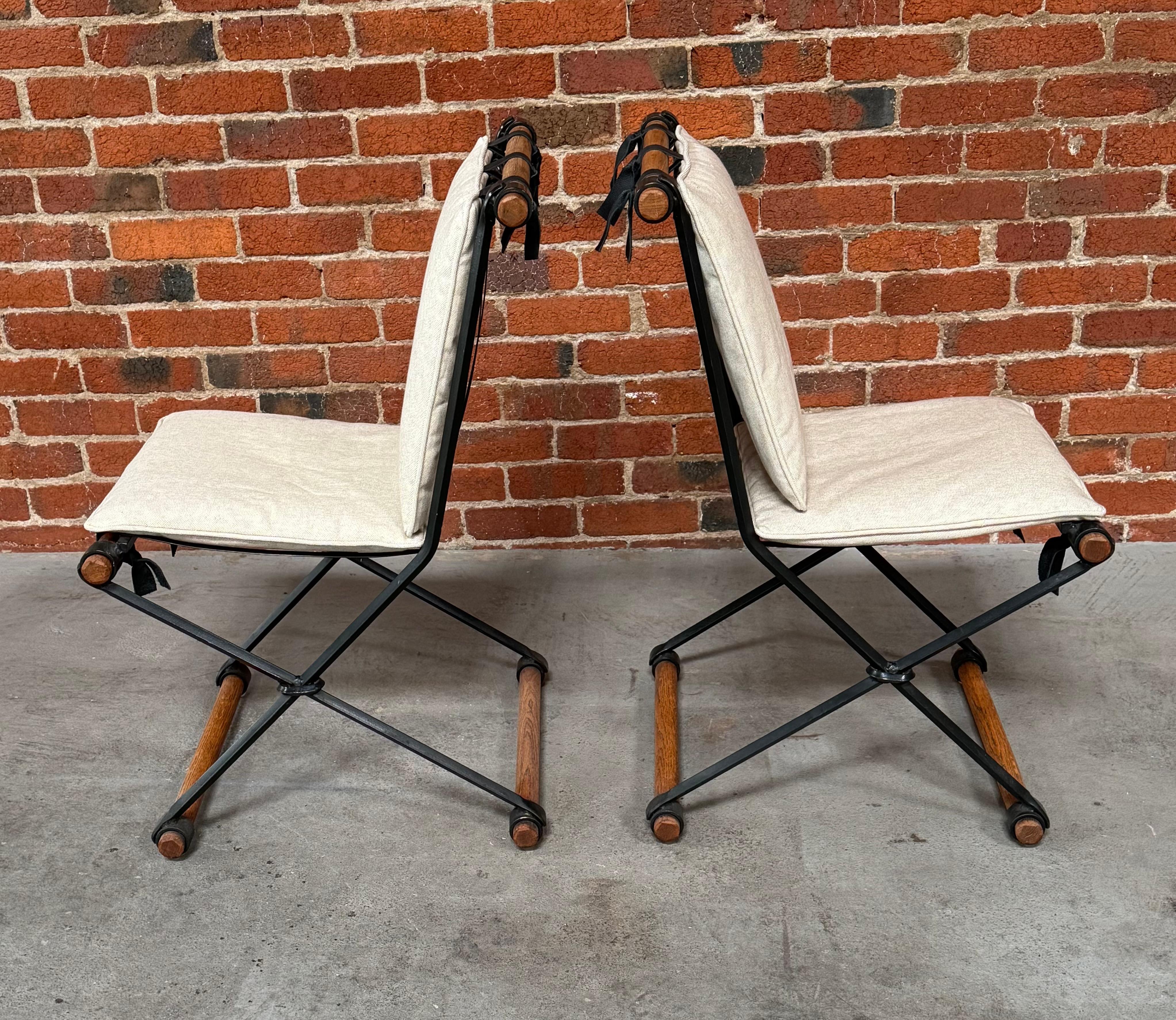 Cuir Paire de chaises d'appoint Celo Baldon pour patio en vente