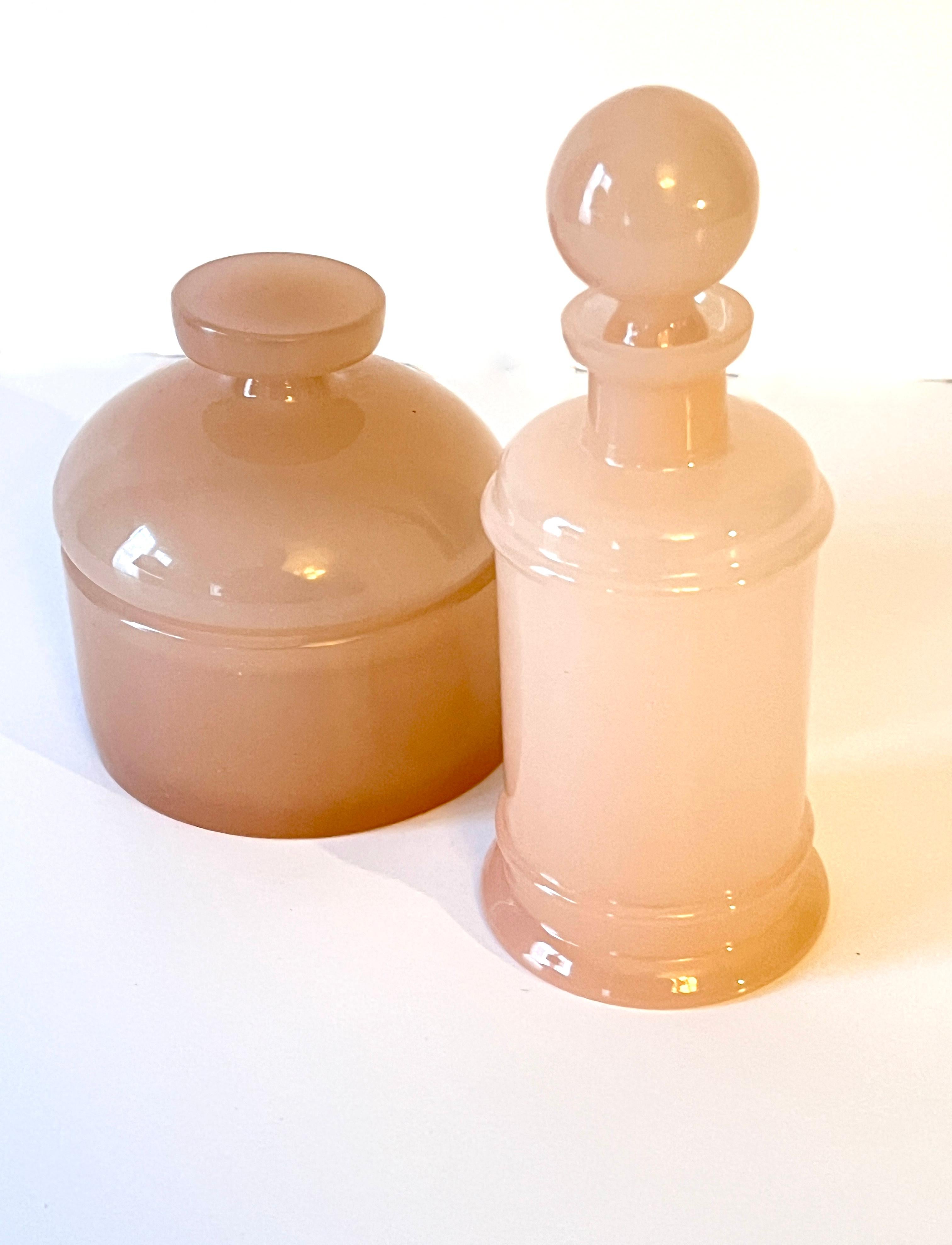 Pareja de Boticarios Italianos Cenedese con Tapa Rosa para tocador en venta 2